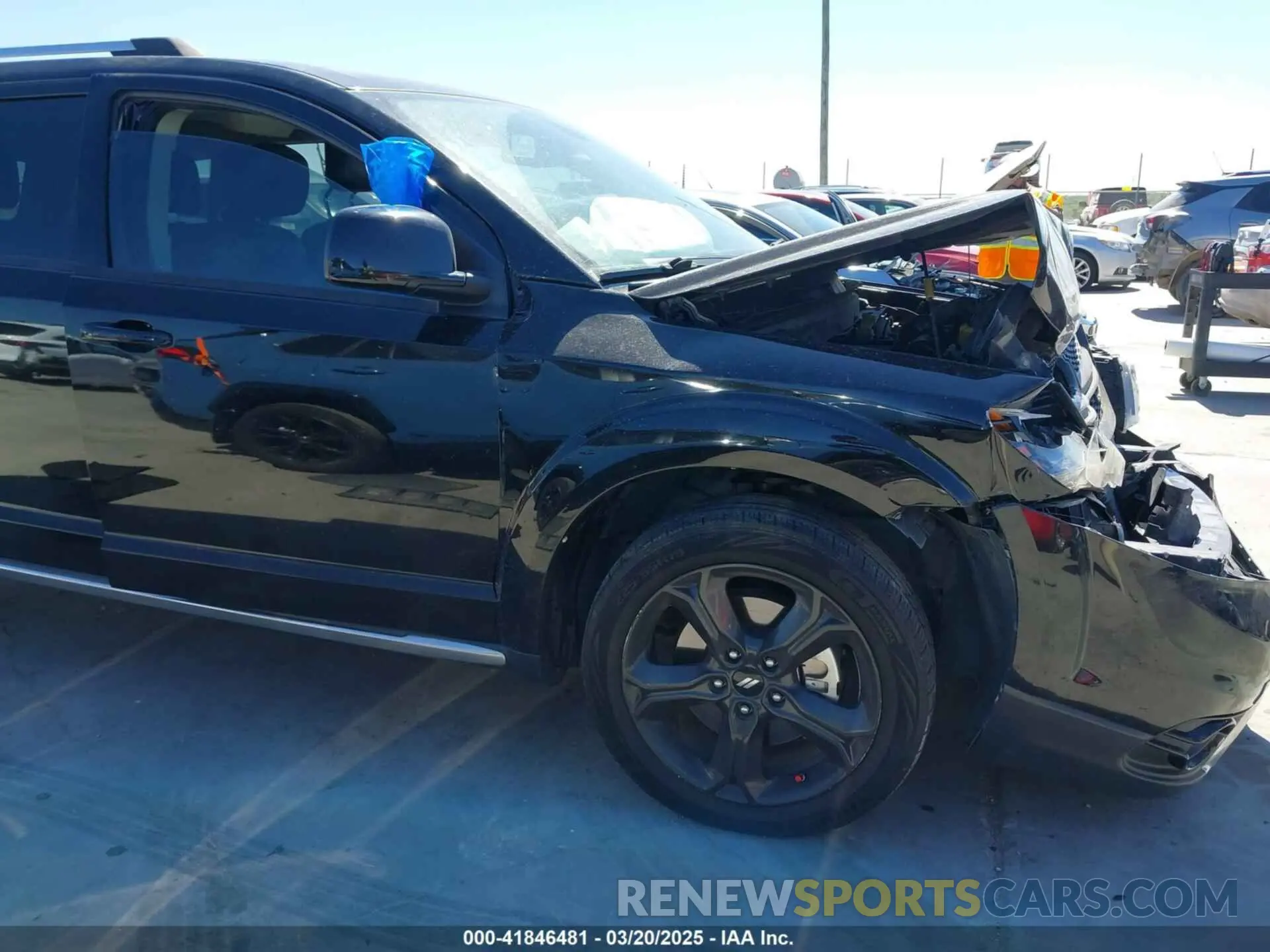 13 Photograph of a damaged car 3C4PDCGB3LT231591 DODGE JOURNEY 2020