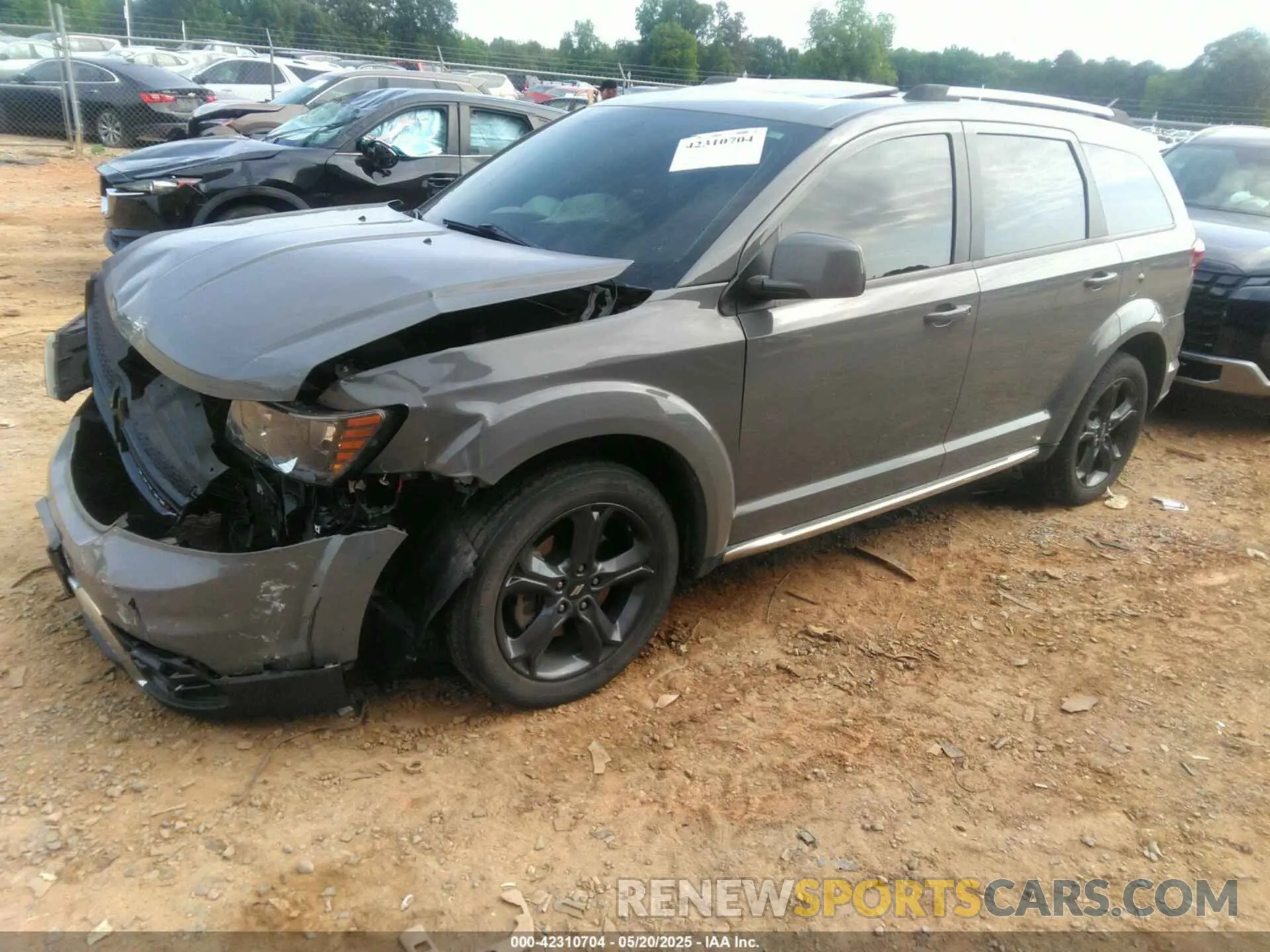 2 Photograph of a damaged car 3C4PDCGB3LT263523 DODGE JOURNEY 2020
