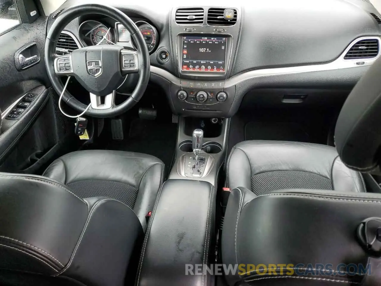 8 Photograph of a damaged car 3C4PDCGB4LT188282 DODGE JOURNEY 2020