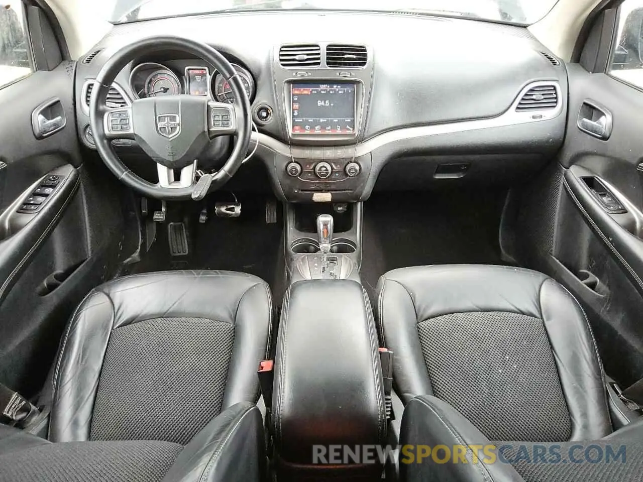 8 Photograph of a damaged car 3C4PDCGB4LT201242 DODGE JOURNEY 2020
