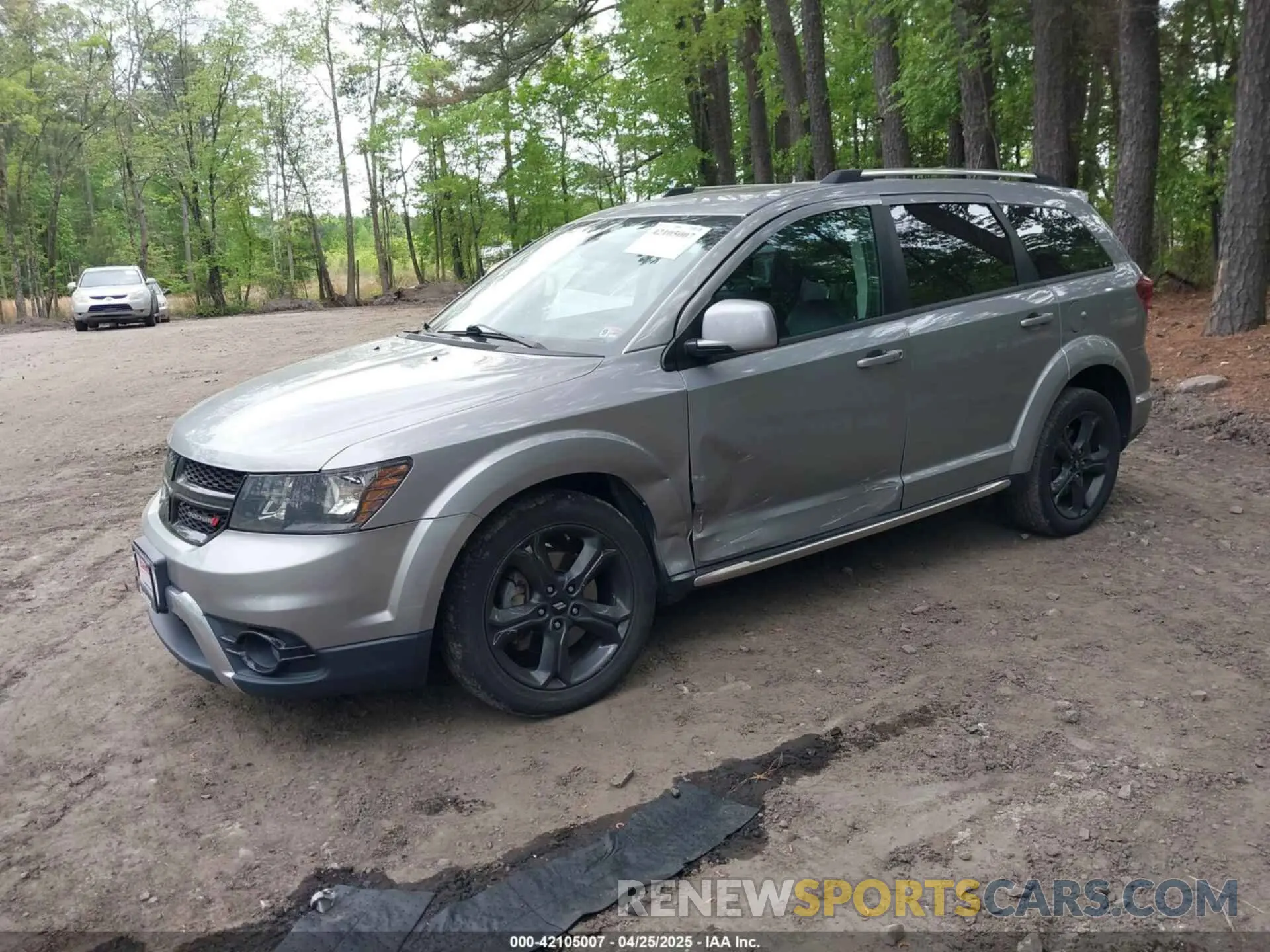 2 Photograph of a damaged car 3C4PDCGB4LT201564 DODGE JOURNEY 2020