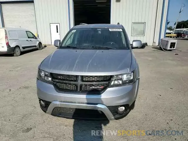11 Photograph of a damaged car 3C4PDCGB4LT206232 DODGE JOURNEY 2020