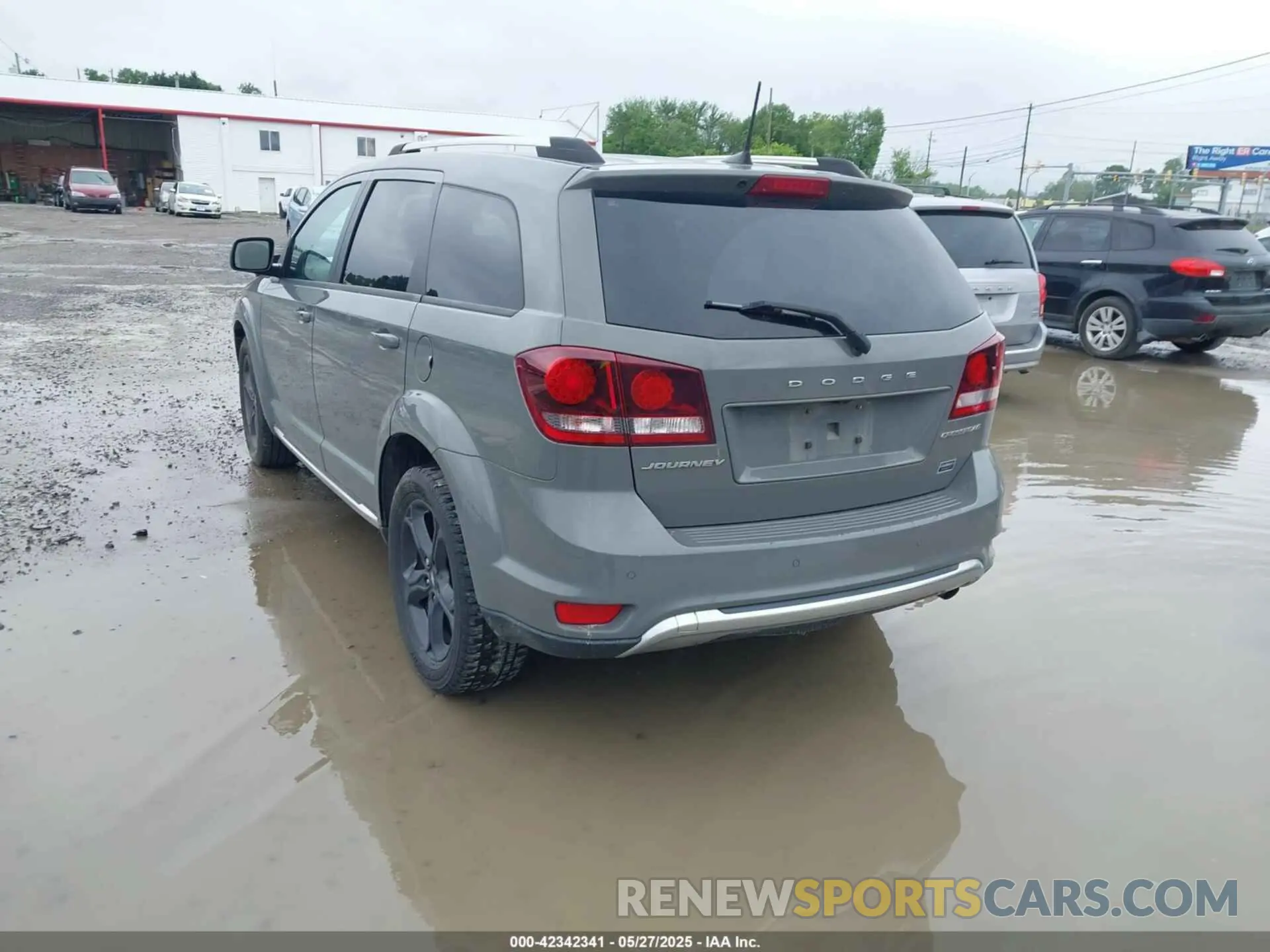 3 Photograph of a damaged car 3C4PDCGB4LT259416 DODGE JOURNEY 2020