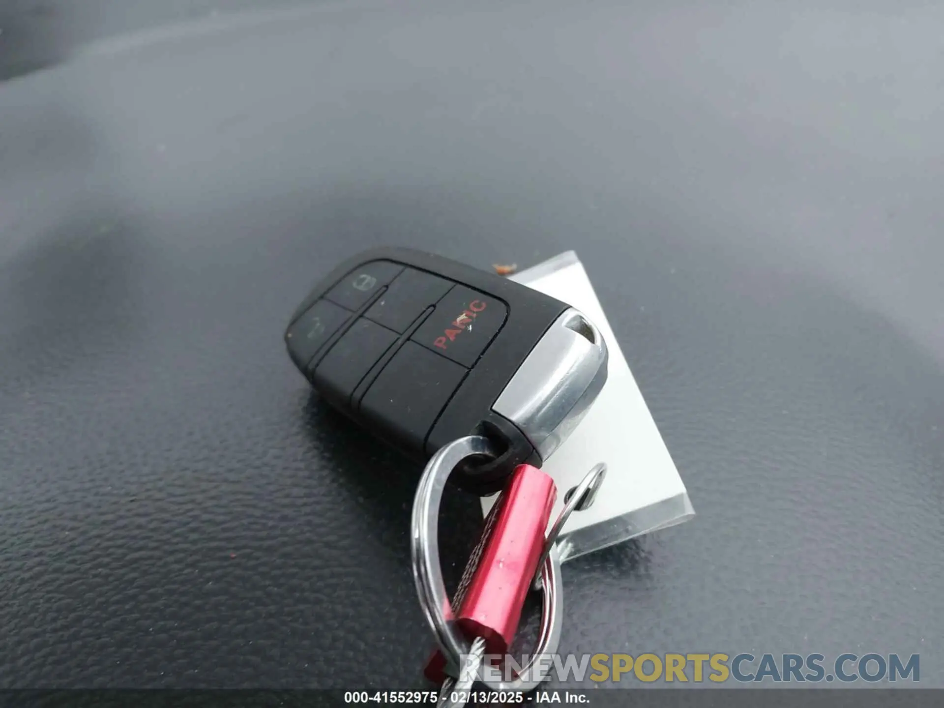 11 Photograph of a damaged car 3C4PDCGB4LT271100 DODGE JOURNEY 2020