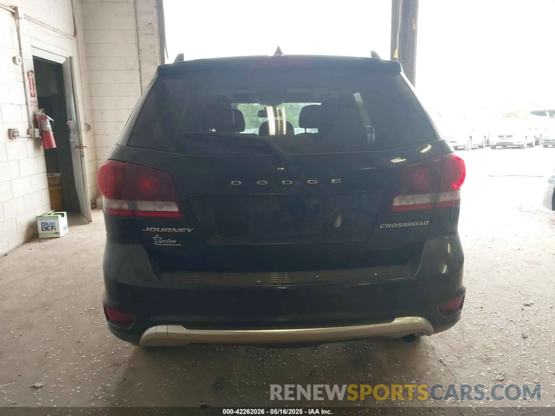 16 Photograph of a damaged car 3C4PDCGB5LT188789 DODGE JOURNEY 2020