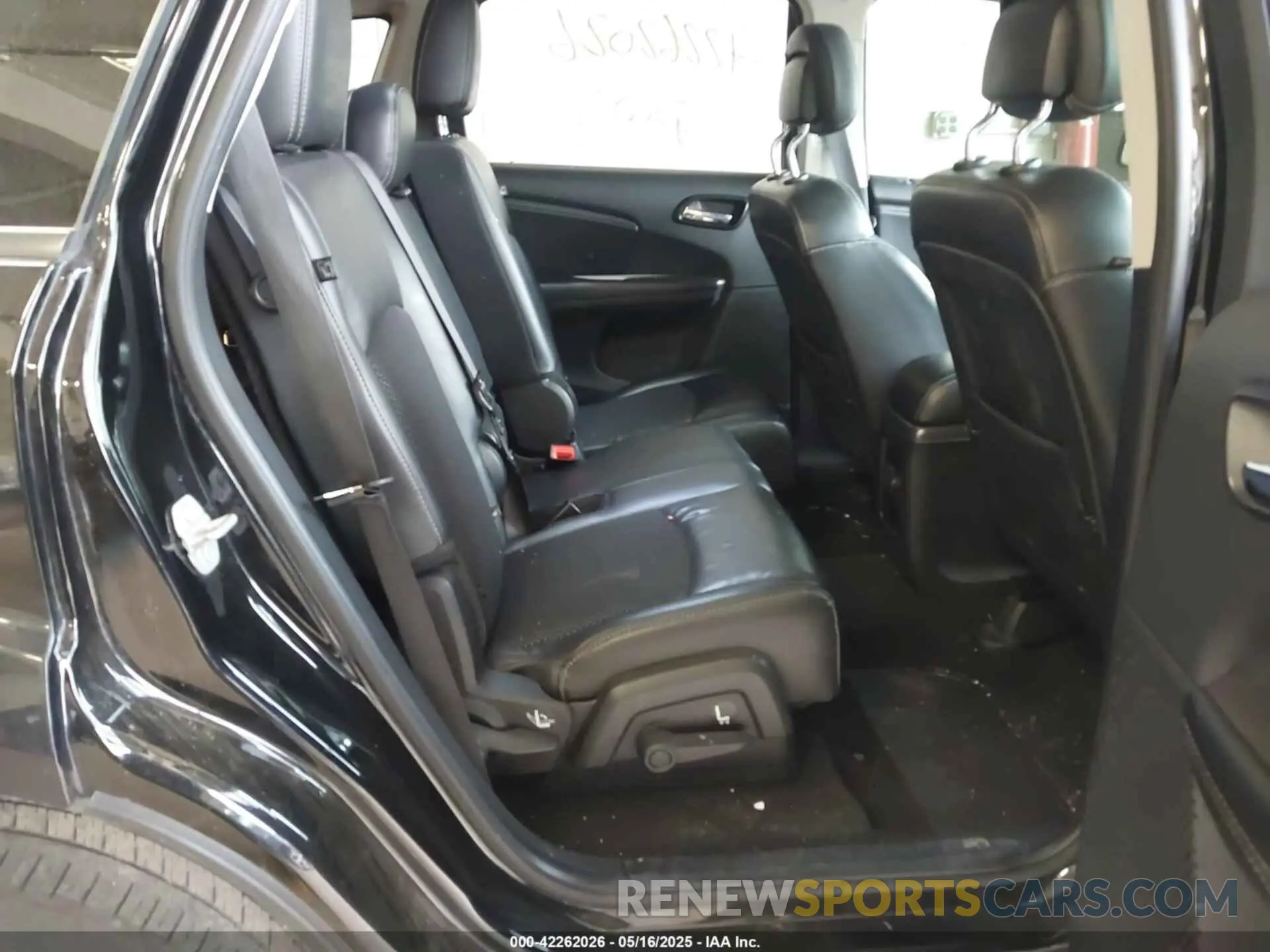 8 Photograph of a damaged car 3C4PDCGB5LT188789 DODGE JOURNEY 2020