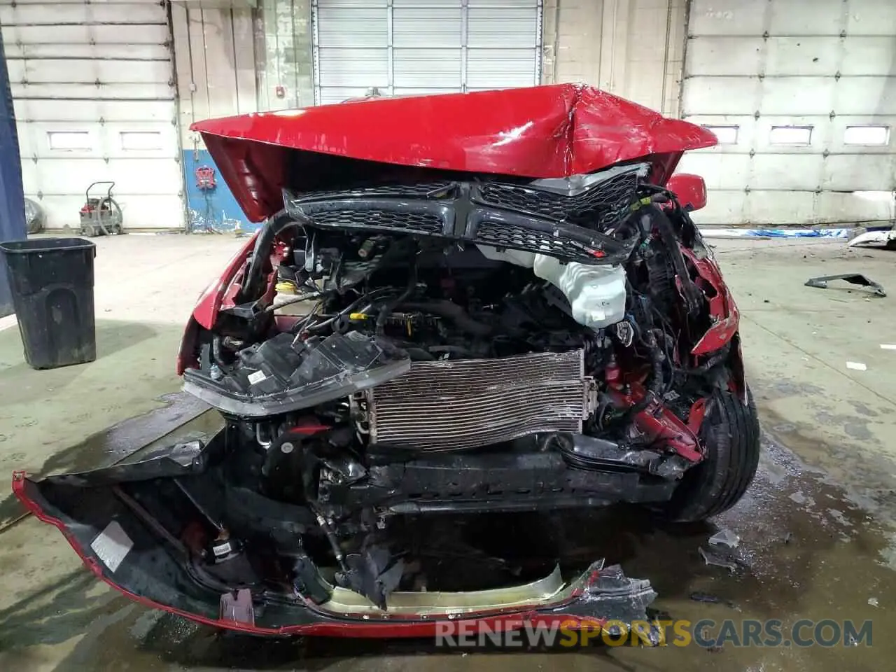 5 Photograph of a damaged car 3C4PDCGB5LT265841 DODGE JOURNEY 2020