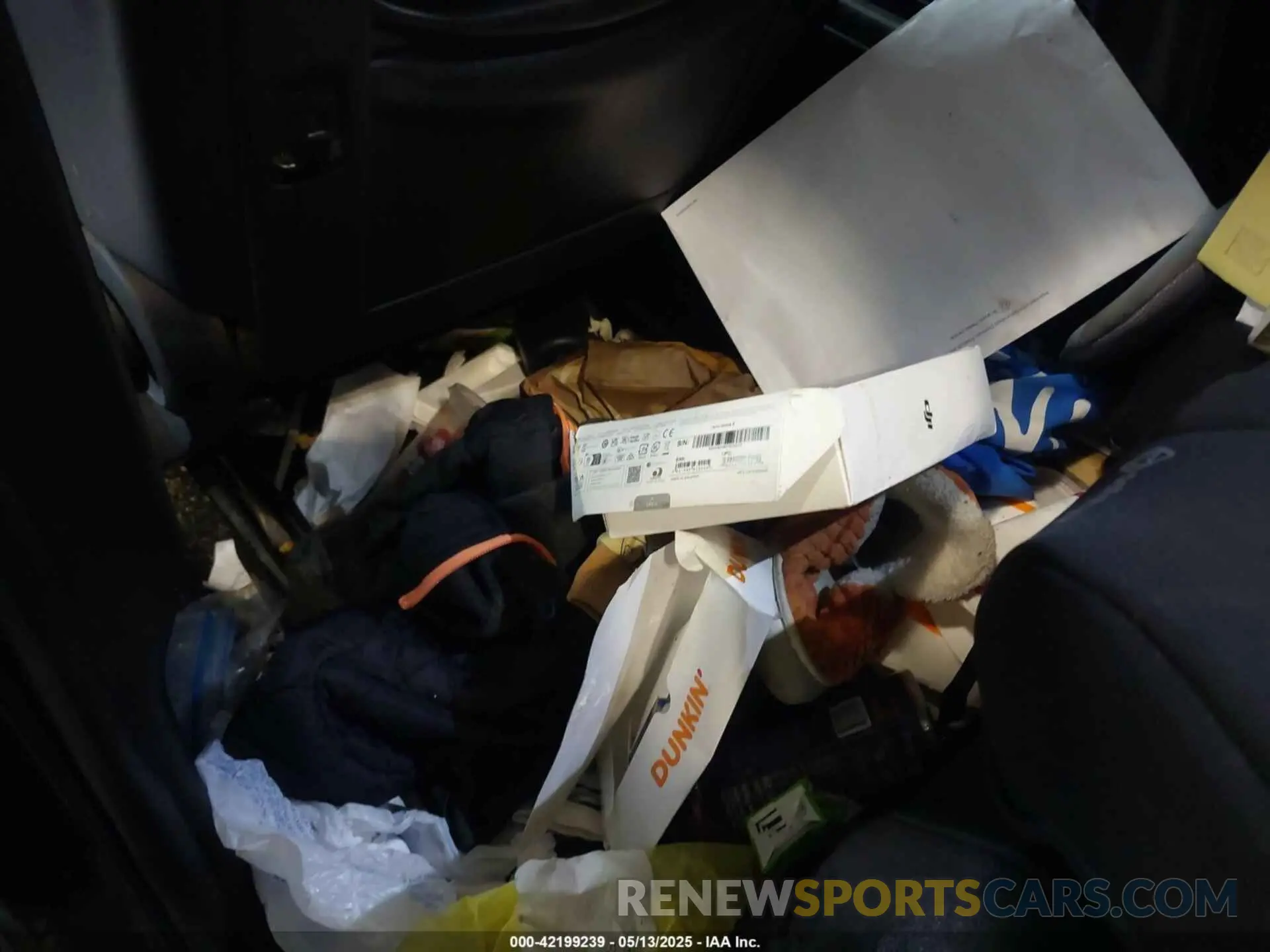 17 Photograph of a damaged car 3C4PDCGB7LT263363 DODGE JOURNEY 2020