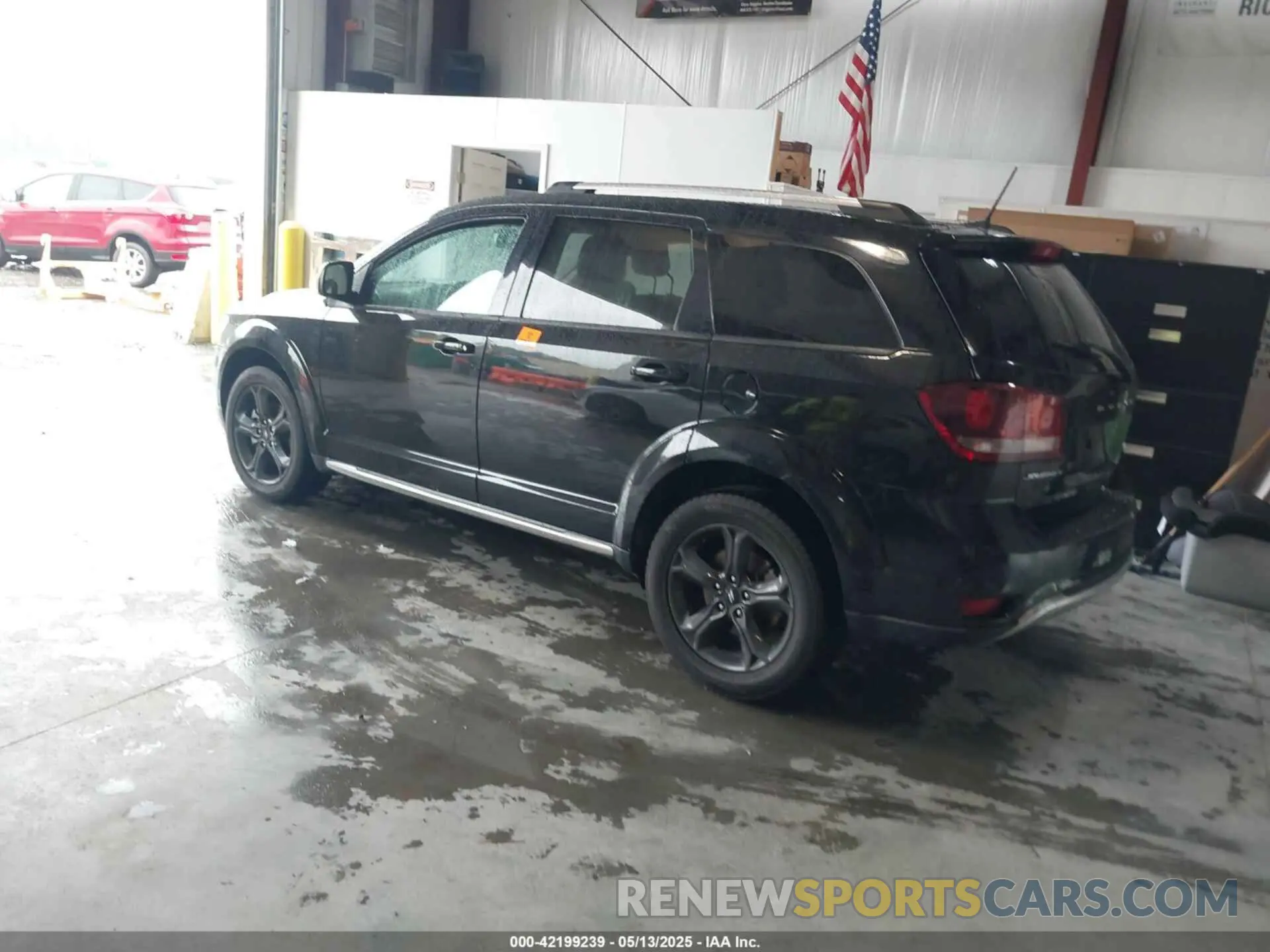 3 Photograph of a damaged car 3C4PDCGB7LT263363 DODGE JOURNEY 2020