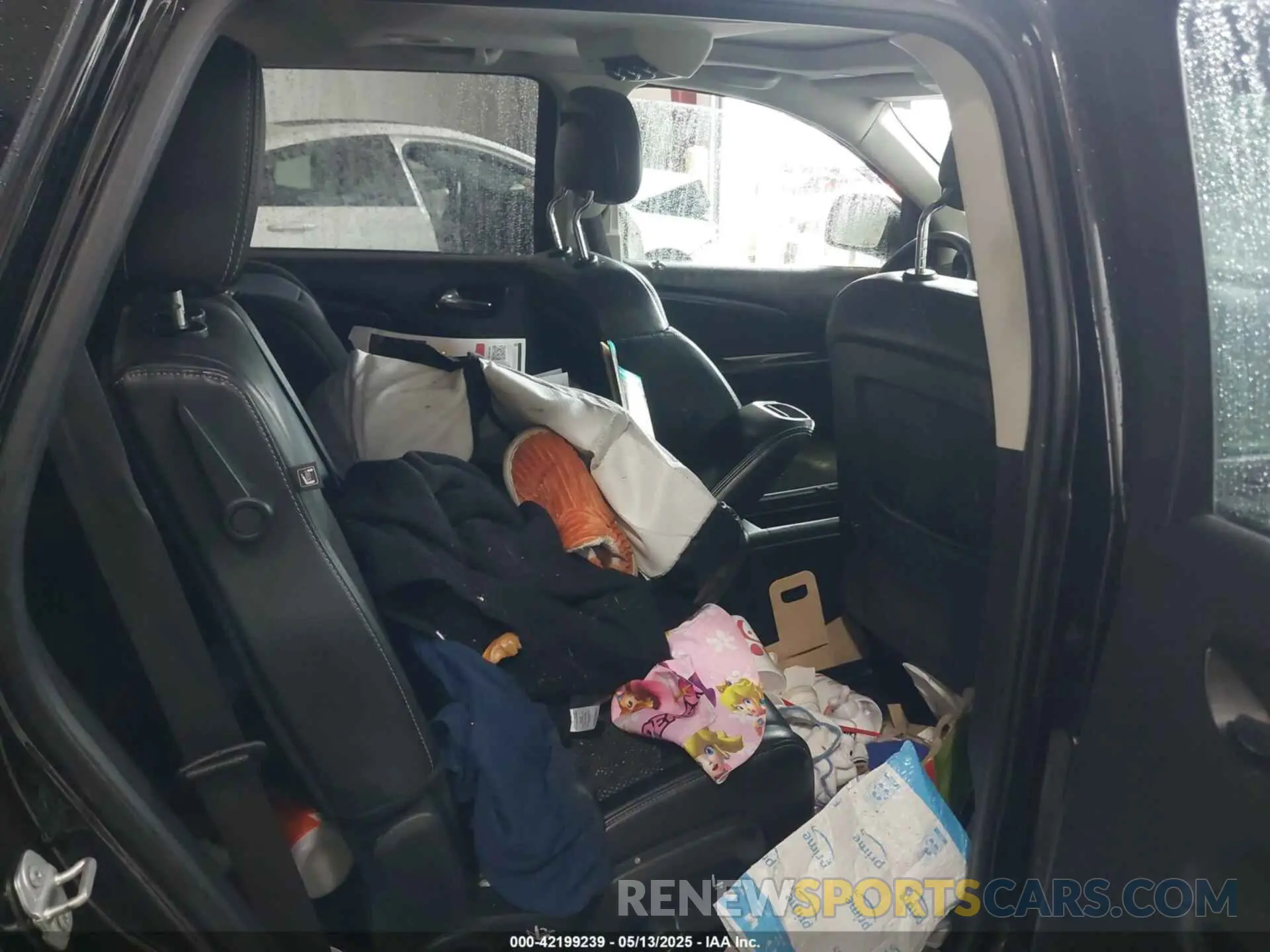 8 Photograph of a damaged car 3C4PDCGB7LT263363 DODGE JOURNEY 2020