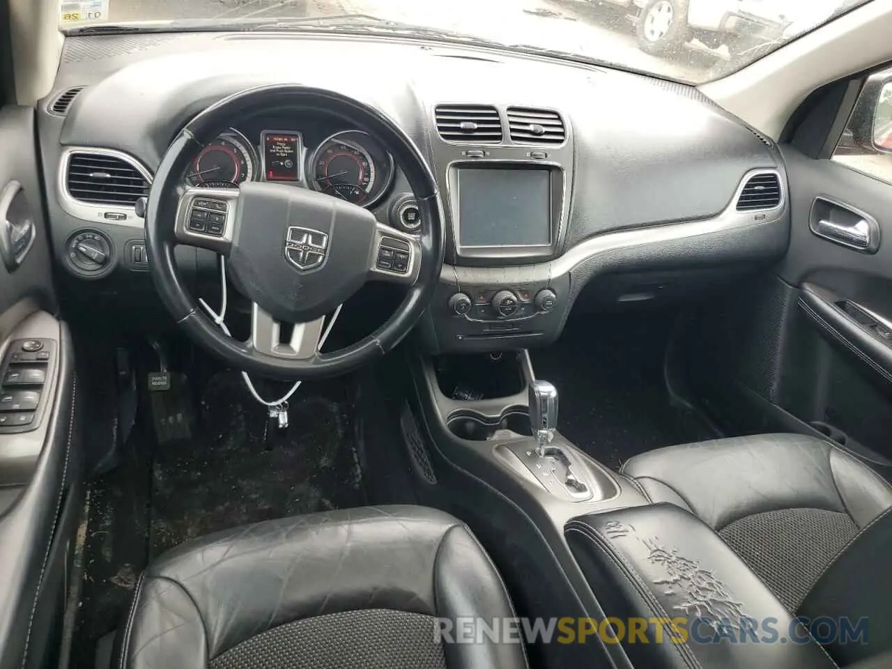 8 Photograph of a damaged car 3C4PDCGB9LT201138 DODGE JOURNEY 2020