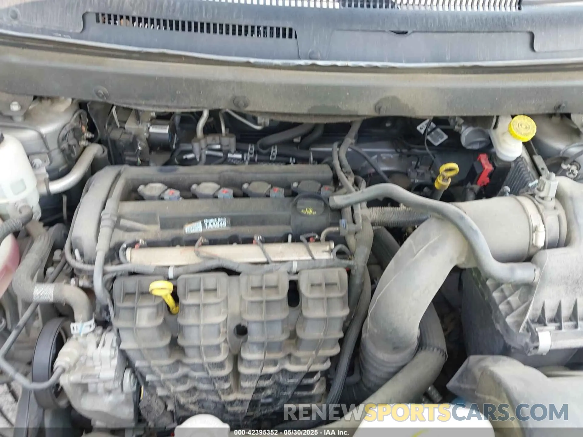 10 Photograph of a damaged car 3C4PDCGB9LT201432 DODGE JOURNEY 2020