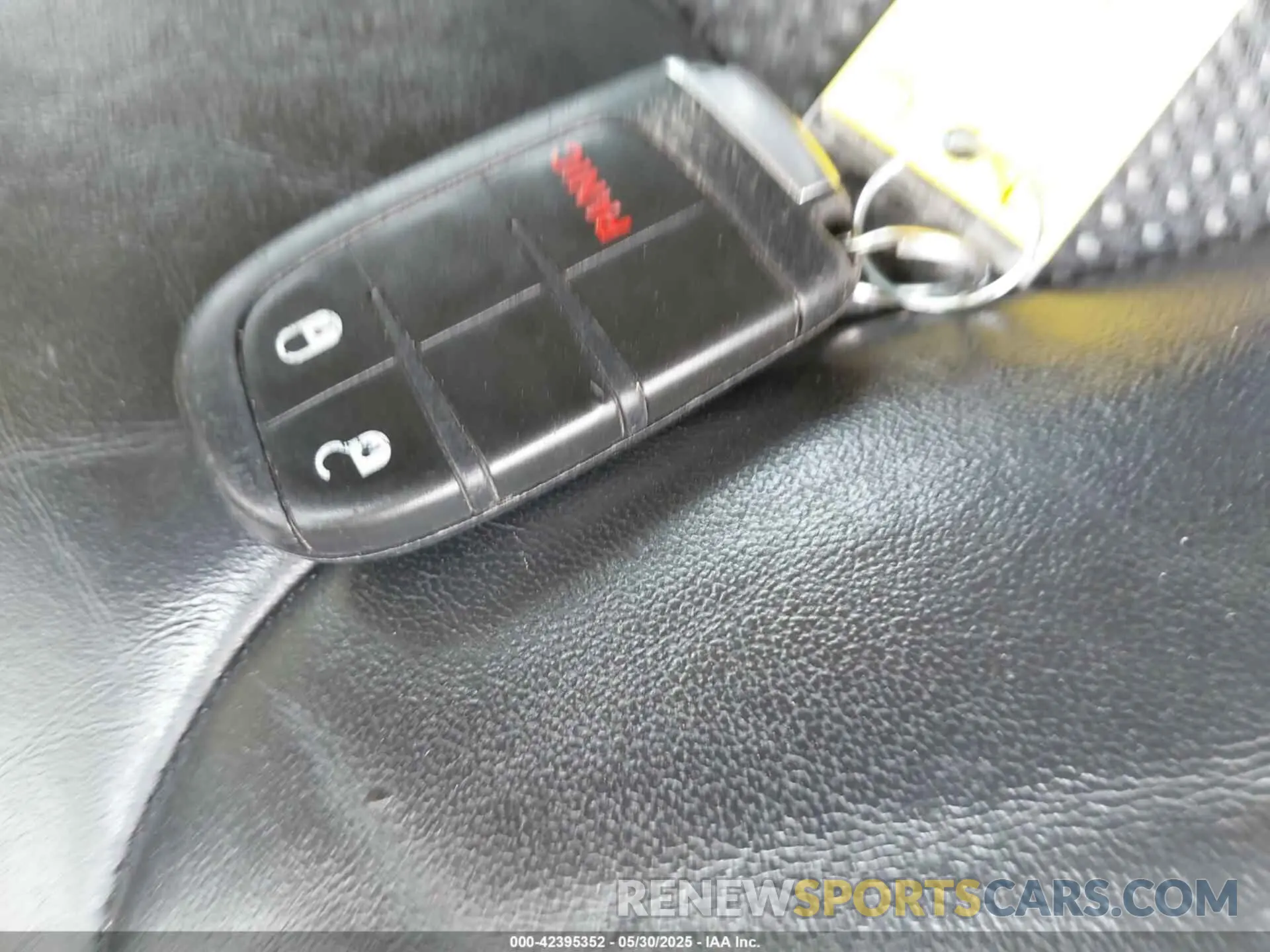 11 Photograph of a damaged car 3C4PDCGB9LT201432 DODGE JOURNEY 2020