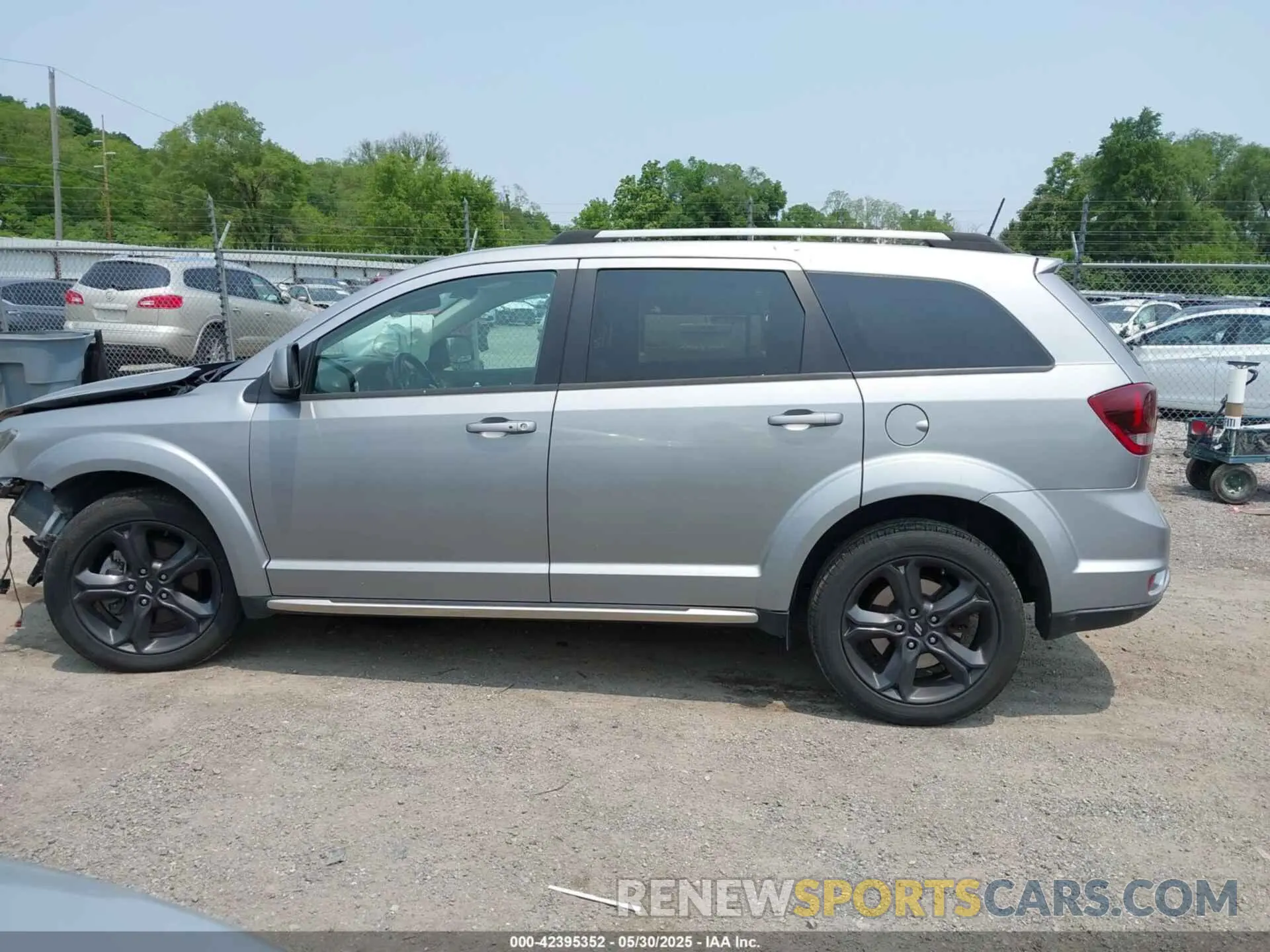 15 Photograph of a damaged car 3C4PDCGB9LT201432 DODGE JOURNEY 2020