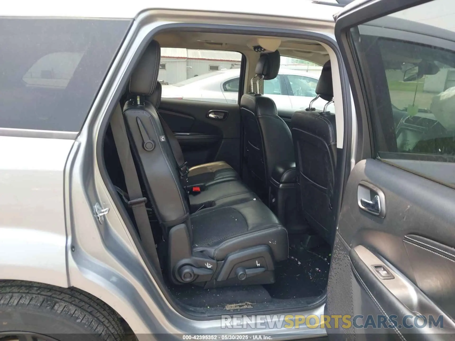 8 Photograph of a damaged car 3C4PDCGB9LT201432 DODGE JOURNEY 2020