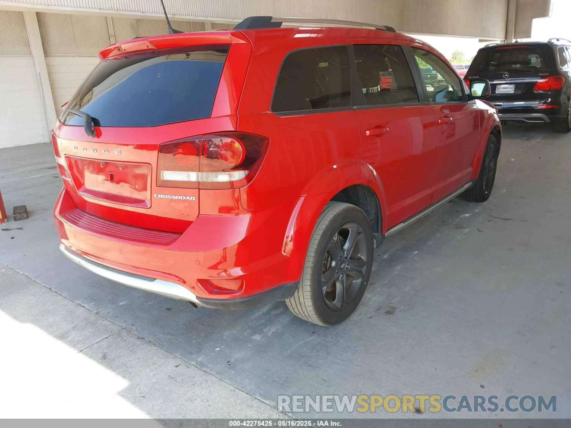 4 Photograph of a damaged car 3C4PDCGB9LT263770 DODGE JOURNEY 2020