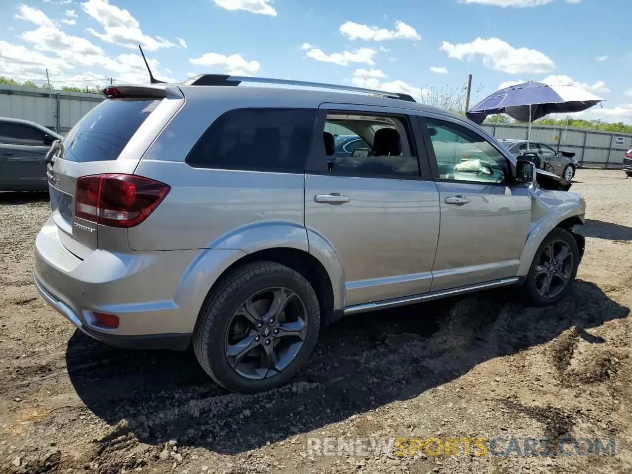 3 Photograph of a damaged car 3C4PDCGBXLT271084 DODGE JOURNEY 2020