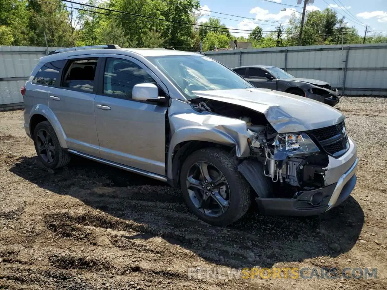 4 Photograph of a damaged car 3C4PDCGBXLT271084 DODGE JOURNEY 2020