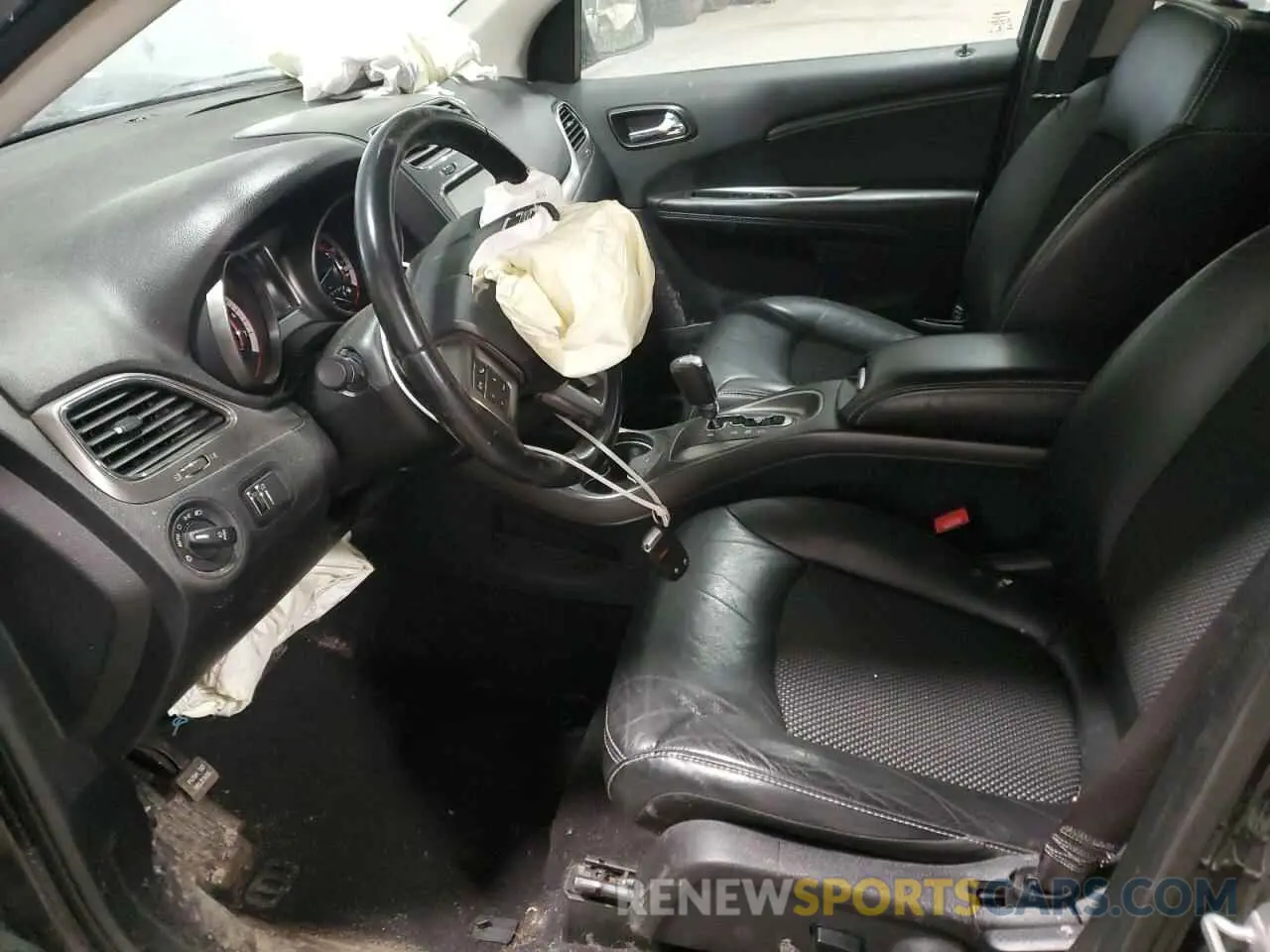 7 Photograph of a damaged car 3C4PDCGBXLT271358 DODGE JOURNEY 2020