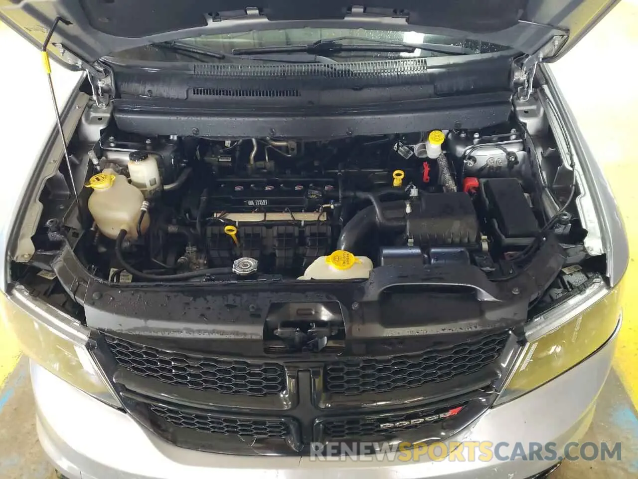 12 Photograph of a damaged car 3C4PDCGBXLT271442 DODGE JOURNEY 2020