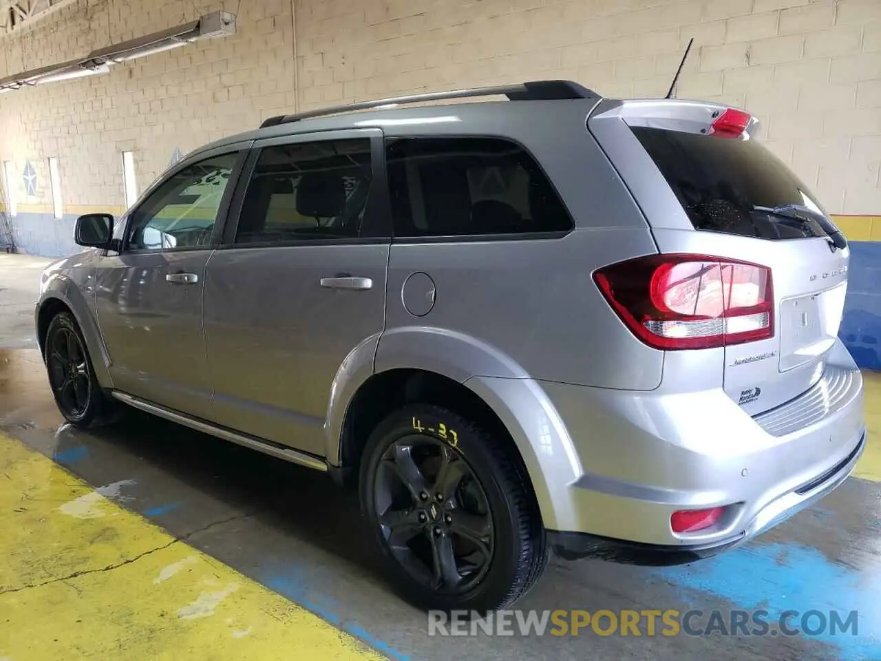 2 Photograph of a damaged car 3C4PDCGBXLT271442 DODGE JOURNEY 2020