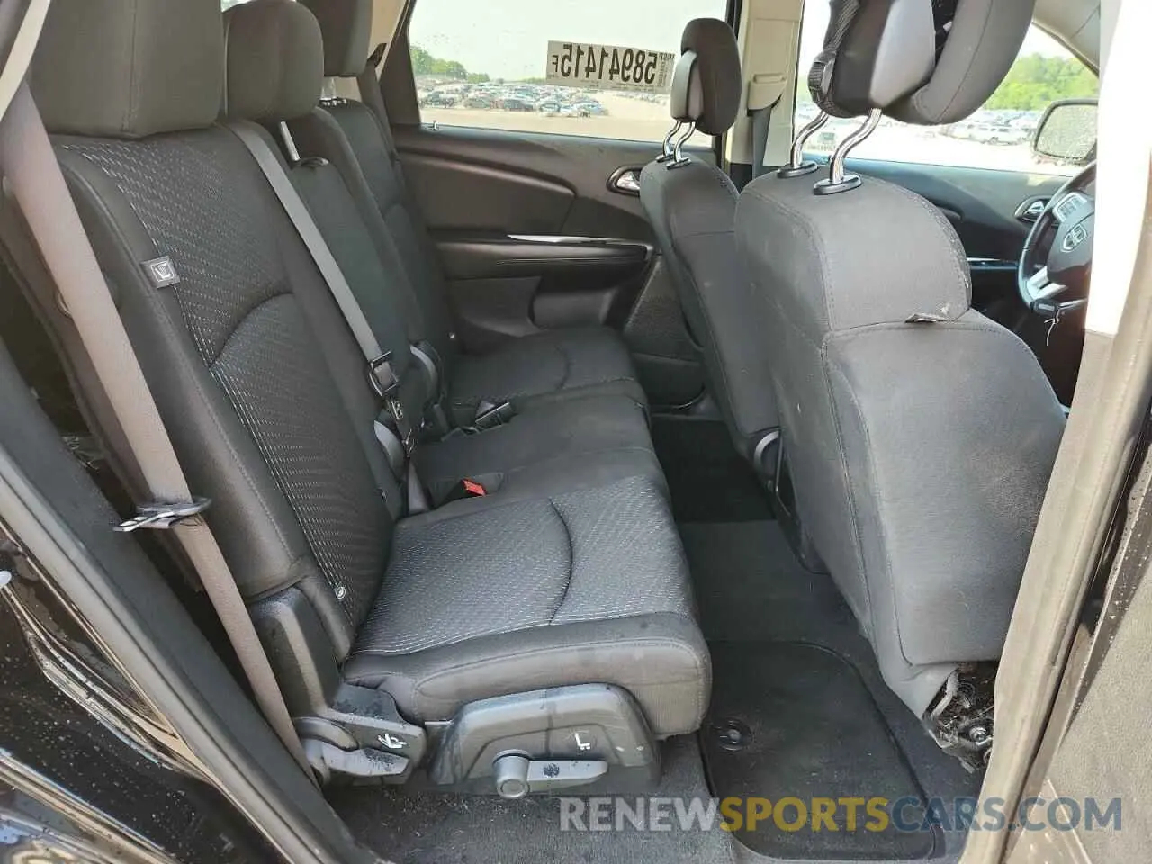 11 Photograph of a damaged car 3C4PDCAB1HT562041 DODGE JOURNEY 2024