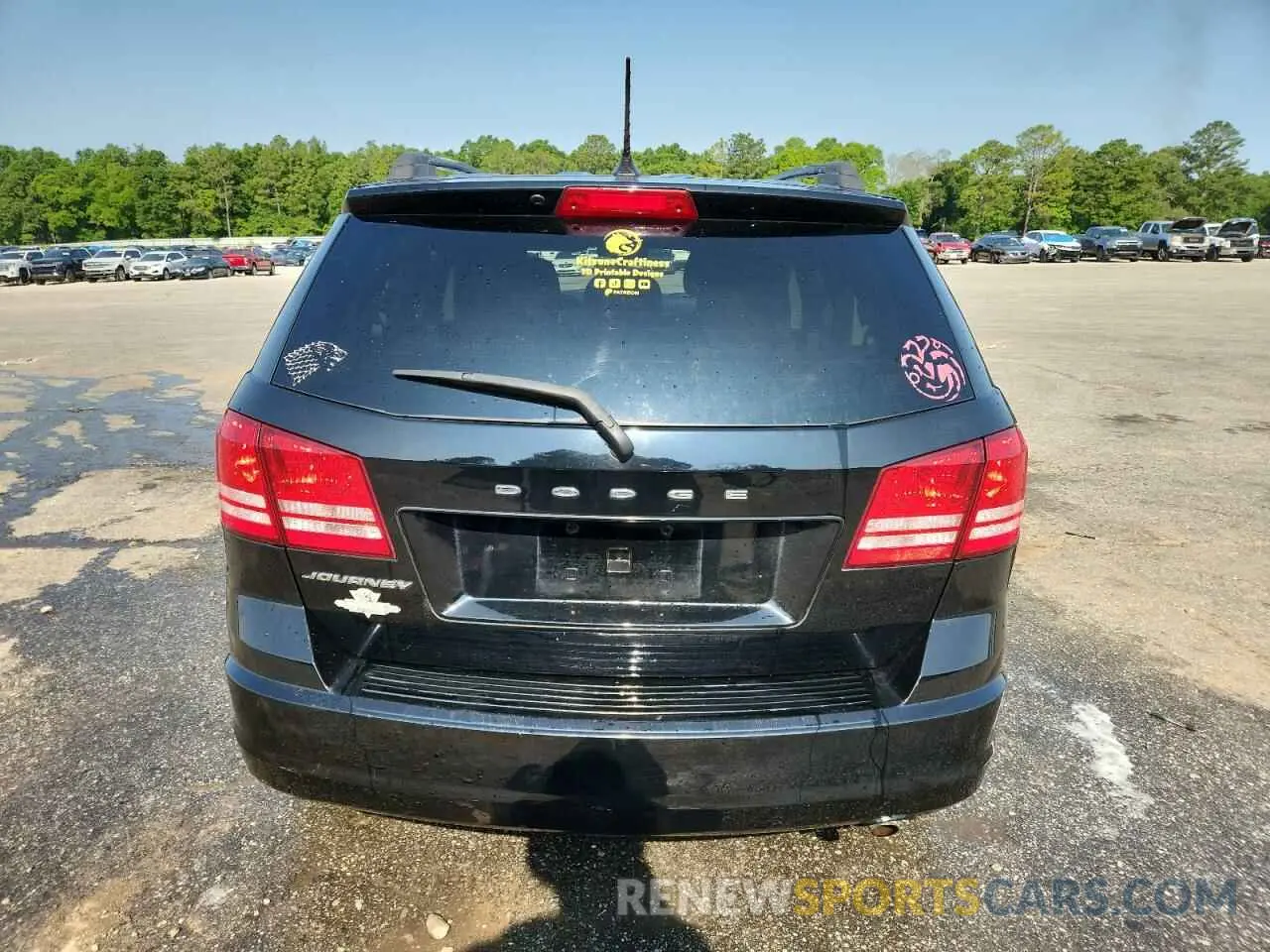 6 Photograph of a damaged car 3C4PDCAB1HT562041 DODGE JOURNEY 2024