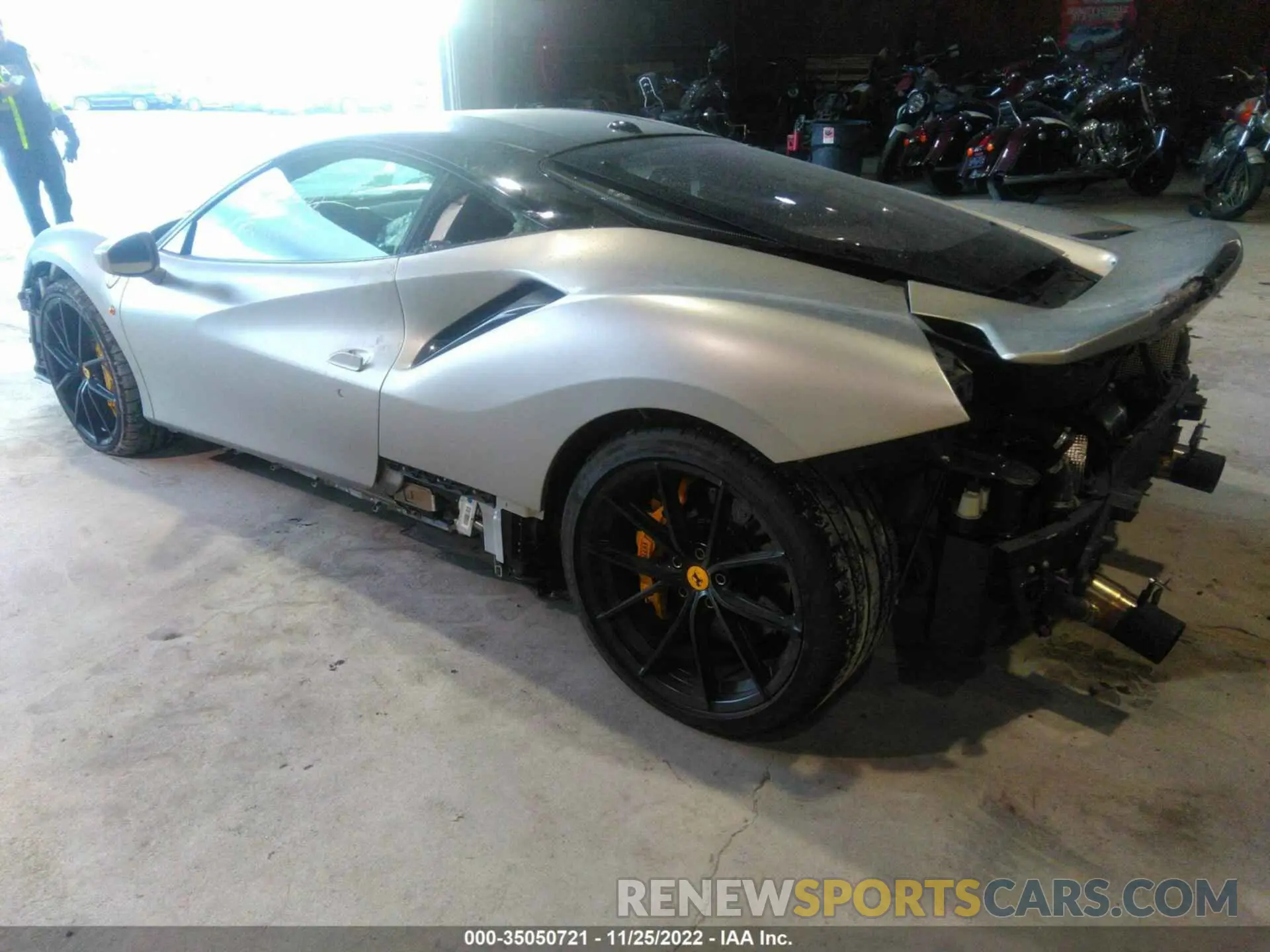 3 Photograph of a damaged car ZFF90HLA4L0249983 FERRARI 488 PISTA 2020