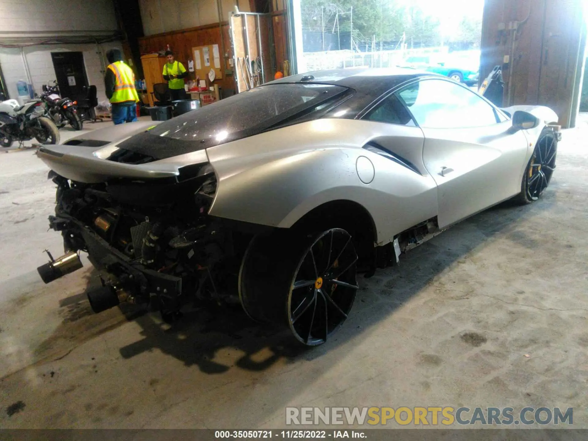 4 Photograph of a damaged car ZFF90HLA4L0249983 FERRARI 488 PISTA 2020