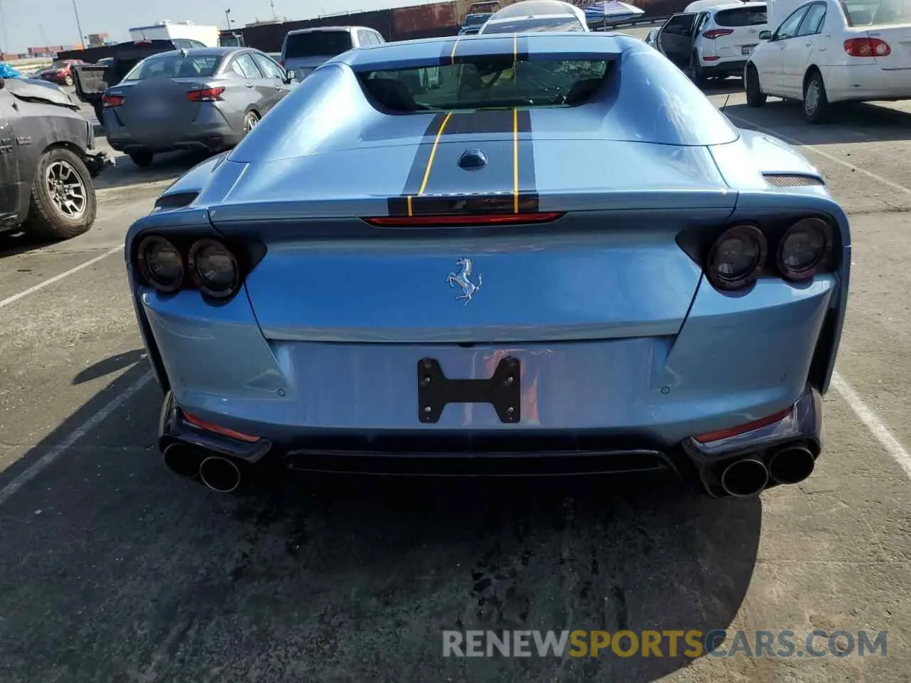 6 Photograph of a damaged car ZFF97CMA1M0265718 FERRARI 812 2021