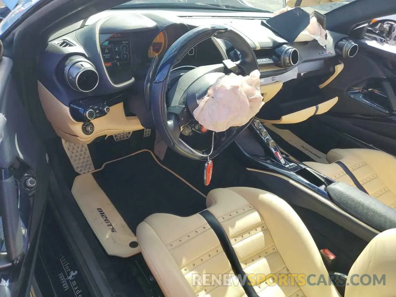 8 Photograph of a damaged car ZFF97CMA1M0265718 FERRARI 812 2021