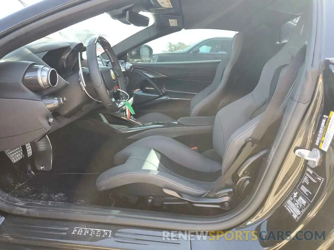 7 Photograph of a damaged car ZFF97CMA4P0291900 FERRARI 812 2023