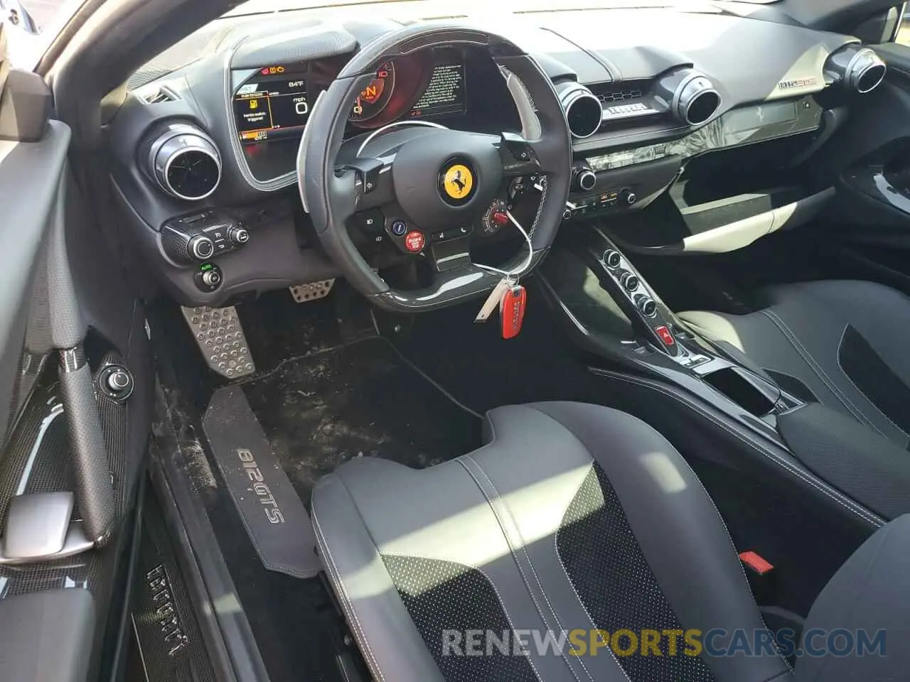 8 Photograph of a damaged car ZFF97CMA4P0291900 FERRARI 812 2023