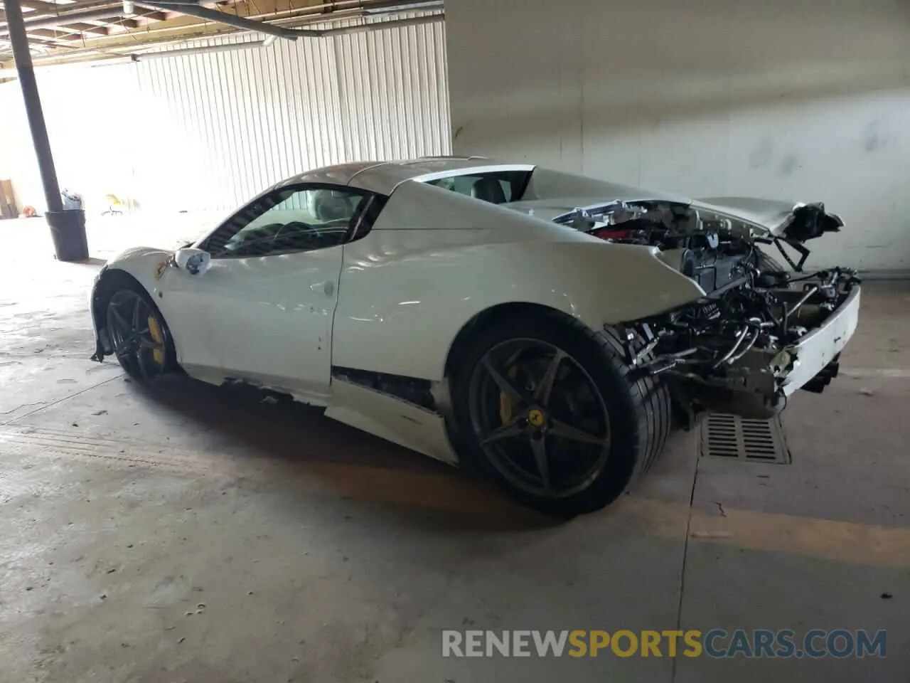 2 Photograph of a damaged car ZFF68NHA4D0192365 FERRARI ALL MODELS 2013