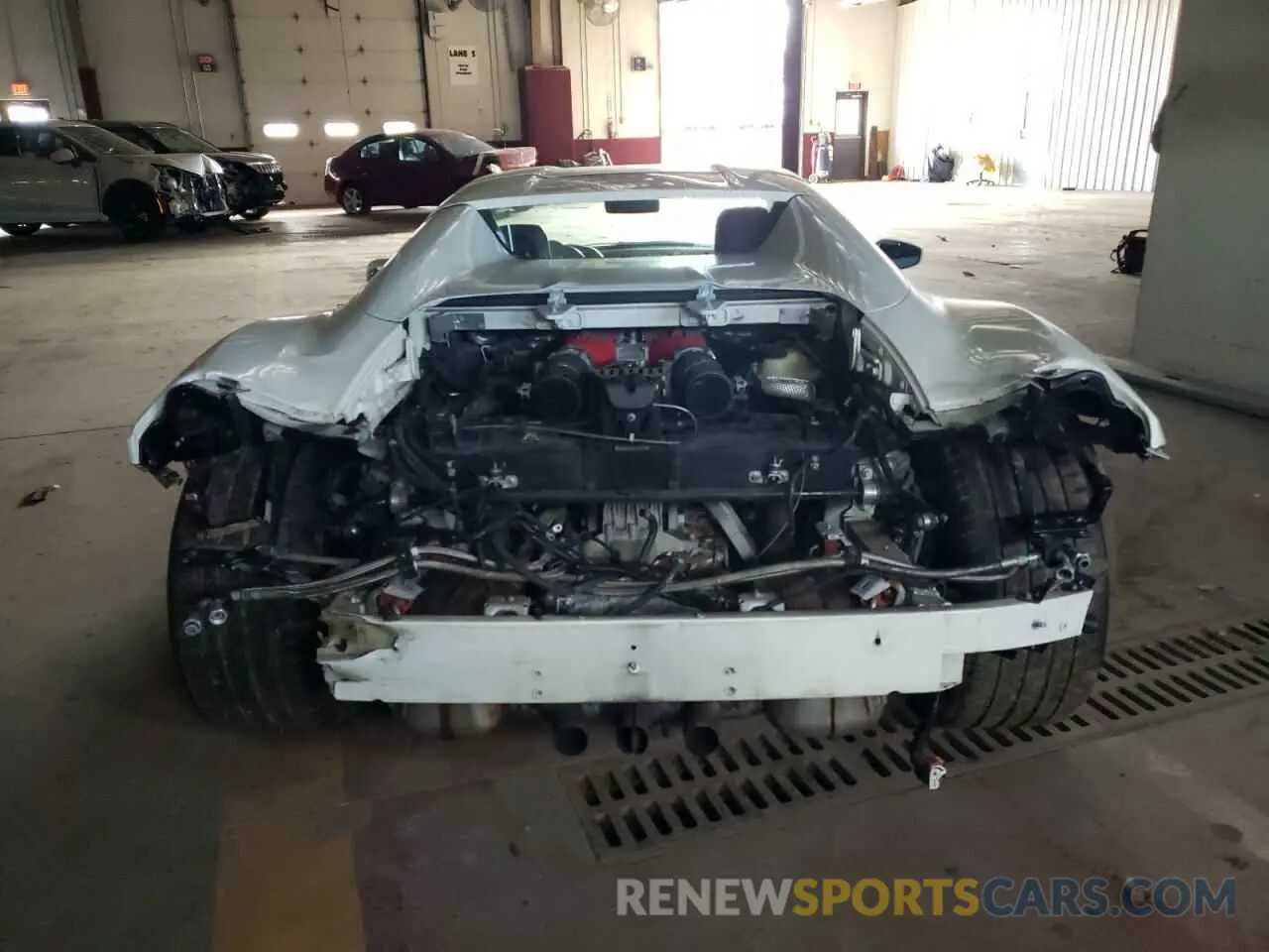 6 Photograph of a damaged car ZFF68NHA4D0192365 FERRARI ALL MODELS 2013