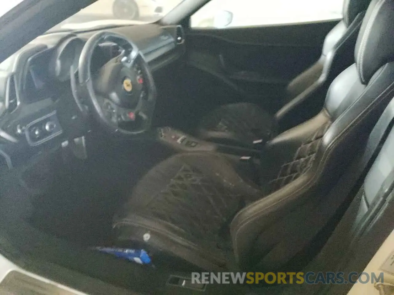 7 Photograph of a damaged car ZFF68NHA4D0192365 FERRARI ALL MODELS 2013