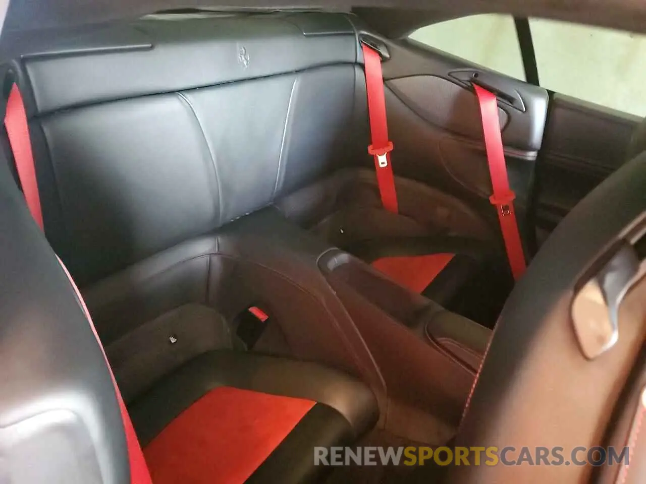 11 Photograph of a damaged car ZFF89FPA2K0239970 FERRARI ALL MODELS 2019