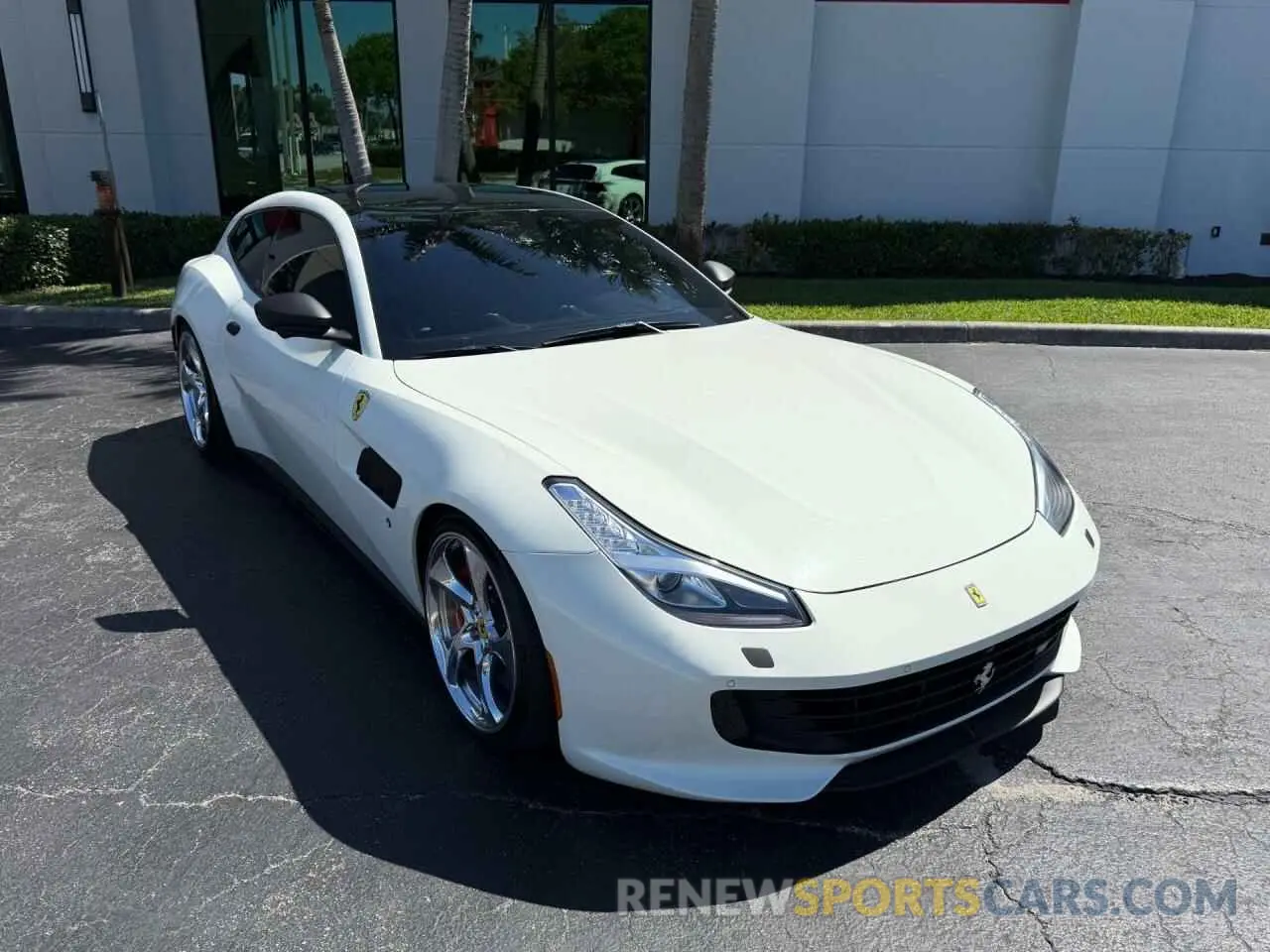 1 Photograph of a damaged car ZFF82YNA1L0250XXX FERRARI ALL MODELS 2020