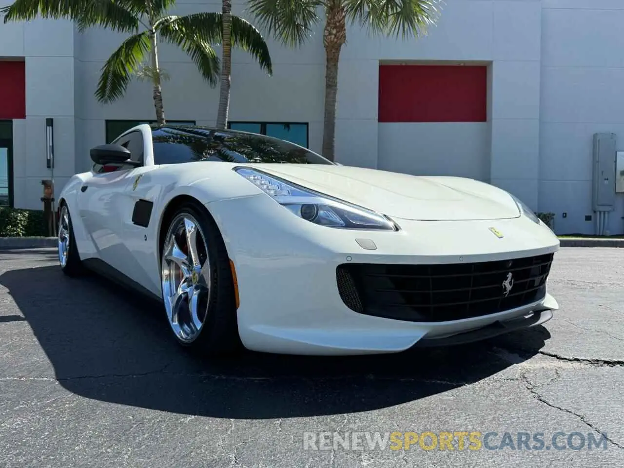 9 Photograph of a damaged car ZFF82YNA1L0250XXX FERRARI ALL MODELS 2020