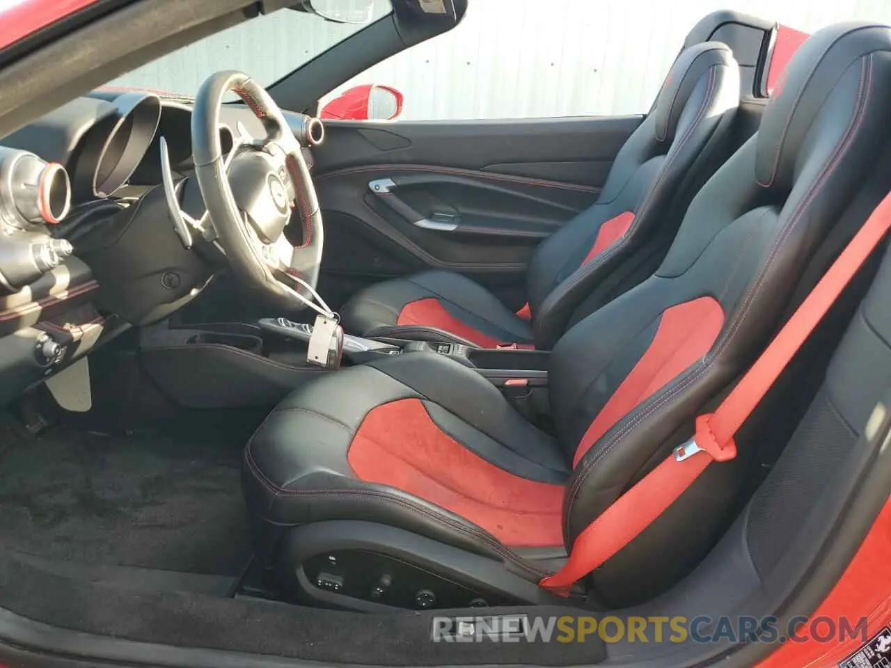 7 Photograph of a damaged car ZFF93LMAXN0275841 FERRARI ALL MODELS 2022