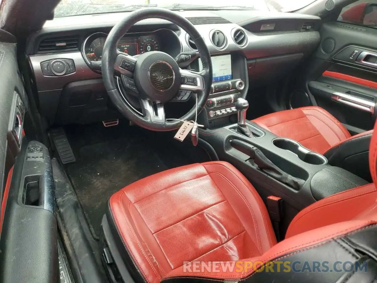 8 Photograph of a damaged car 1FA6P8TH0K5160008 FORD ALL Models 2019