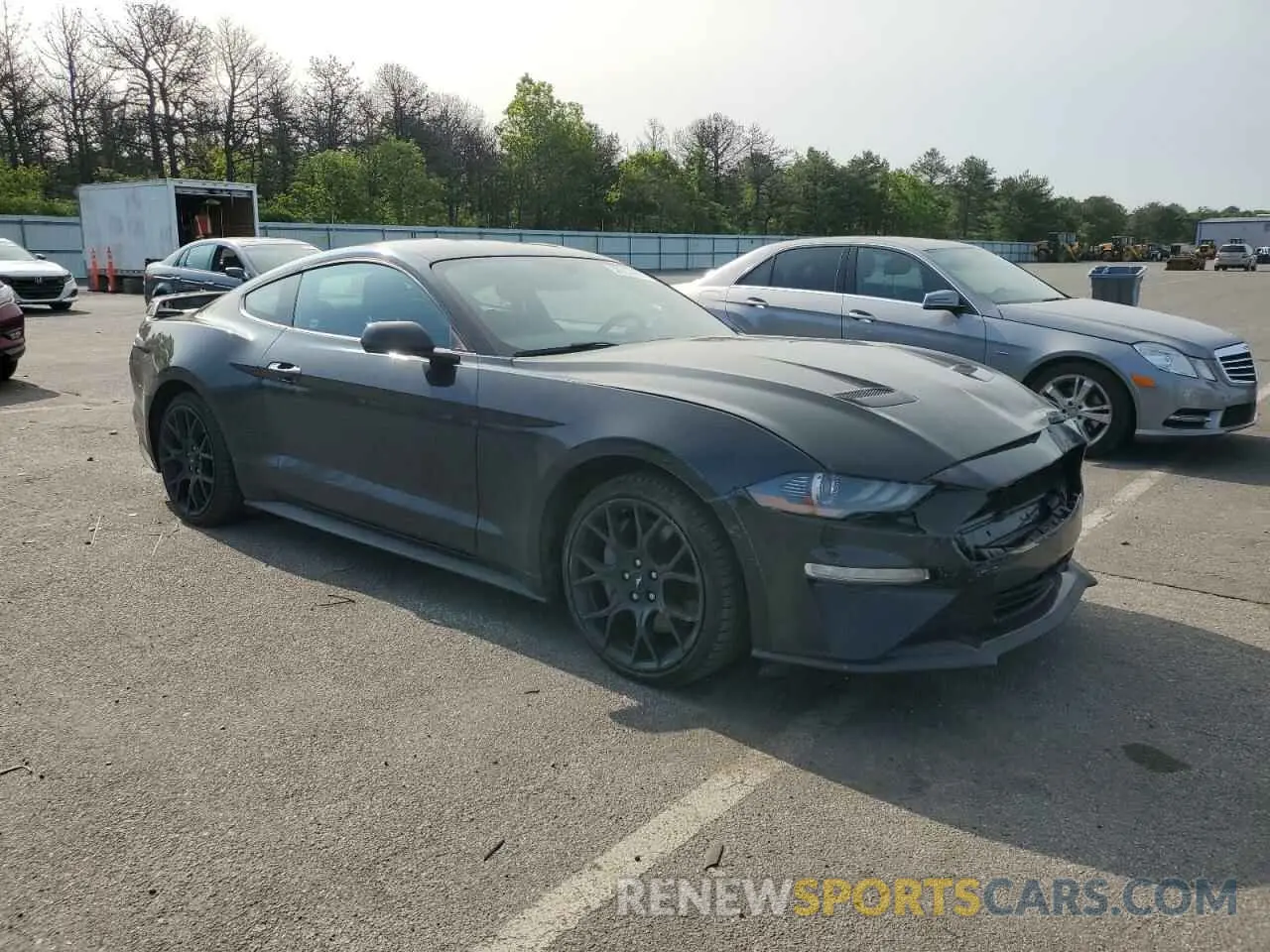 4 Photograph of a damaged car 1FA6P8TH0K5184275 FORD ALL Models 2019