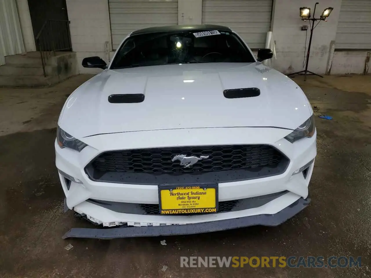 5 Photograph of a damaged car 1FA6P8TH1K5151821 FORD ALL Models 2019