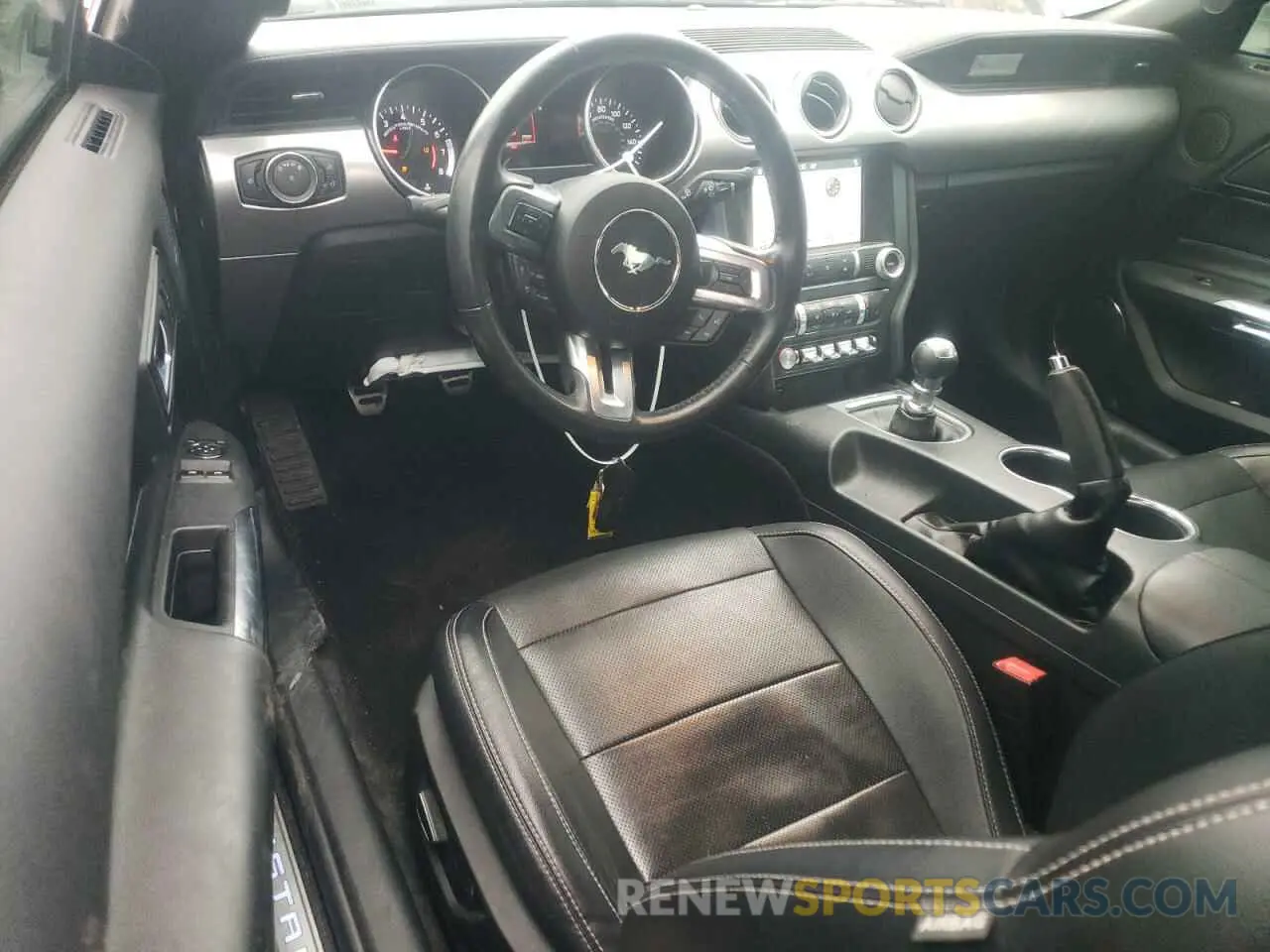 8 Photograph of a damaged car 1FA6P8TH1K5152239 FORD ALL Models 2019