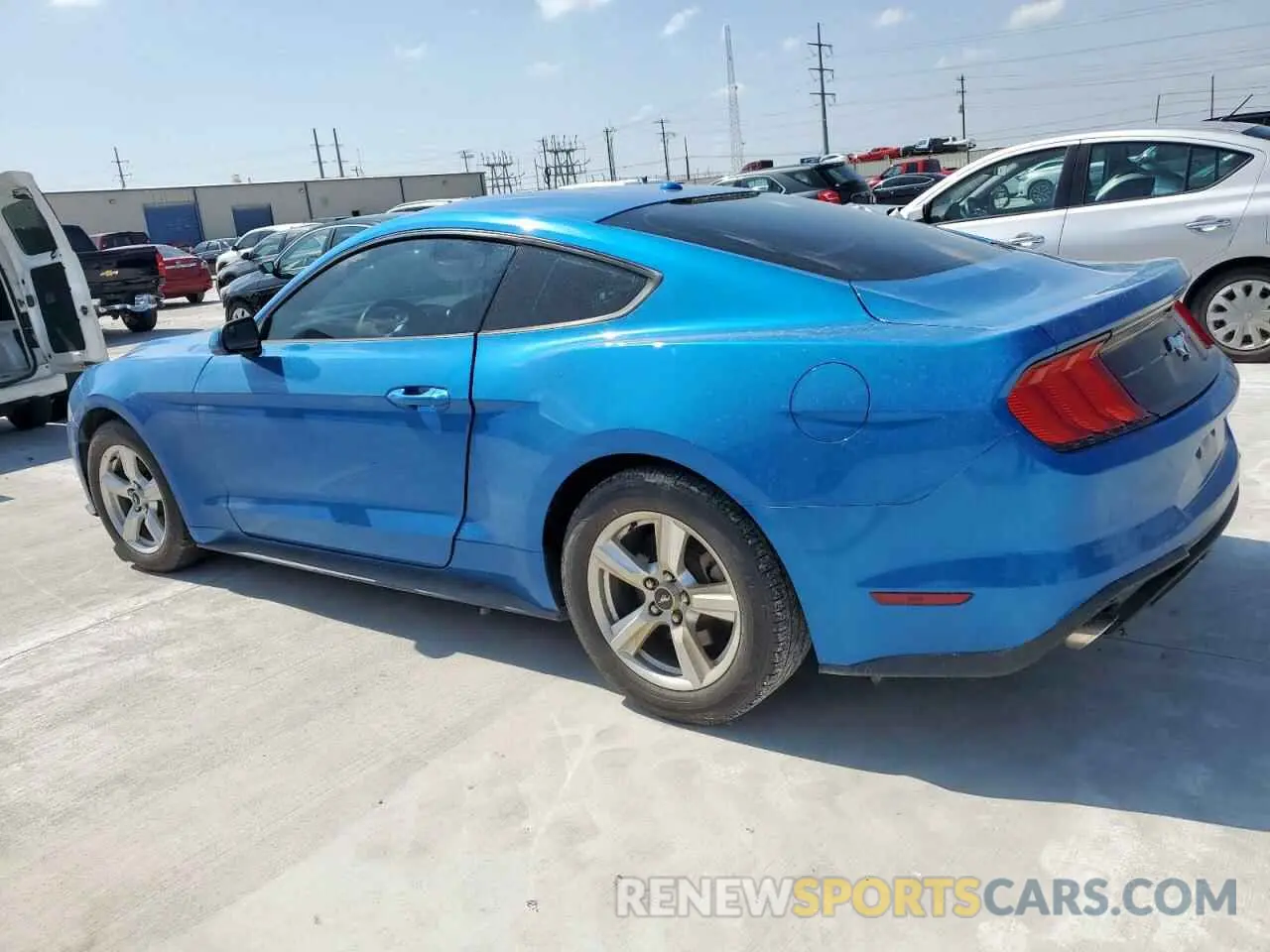 2 Photograph of a damaged car 1FA6P8TH2K5123140 FORD ALL Models 2019