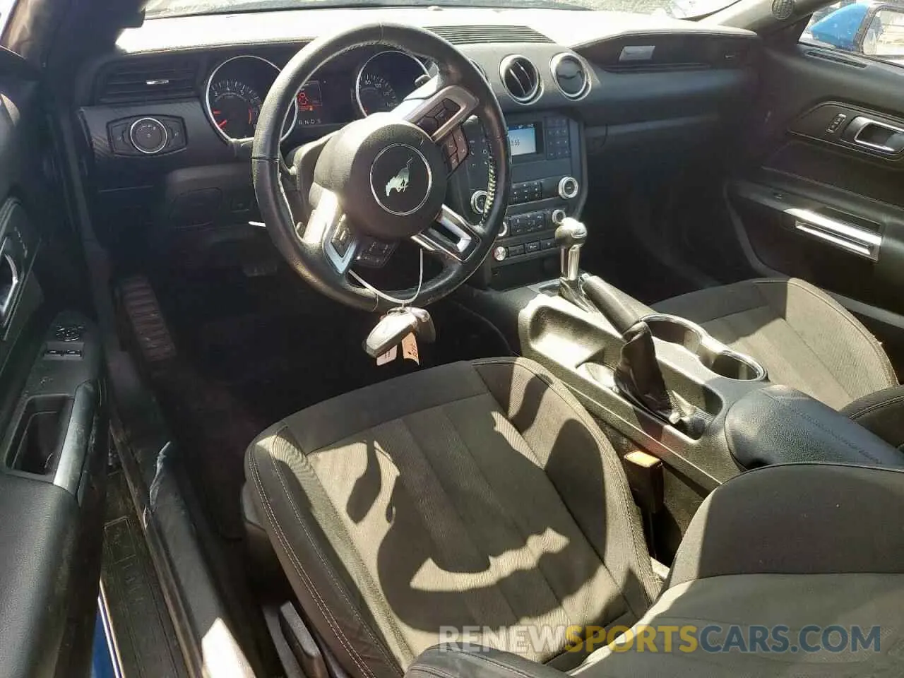 8 Photograph of a damaged car 1FA6P8TH2K5123140 FORD ALL Models 2019