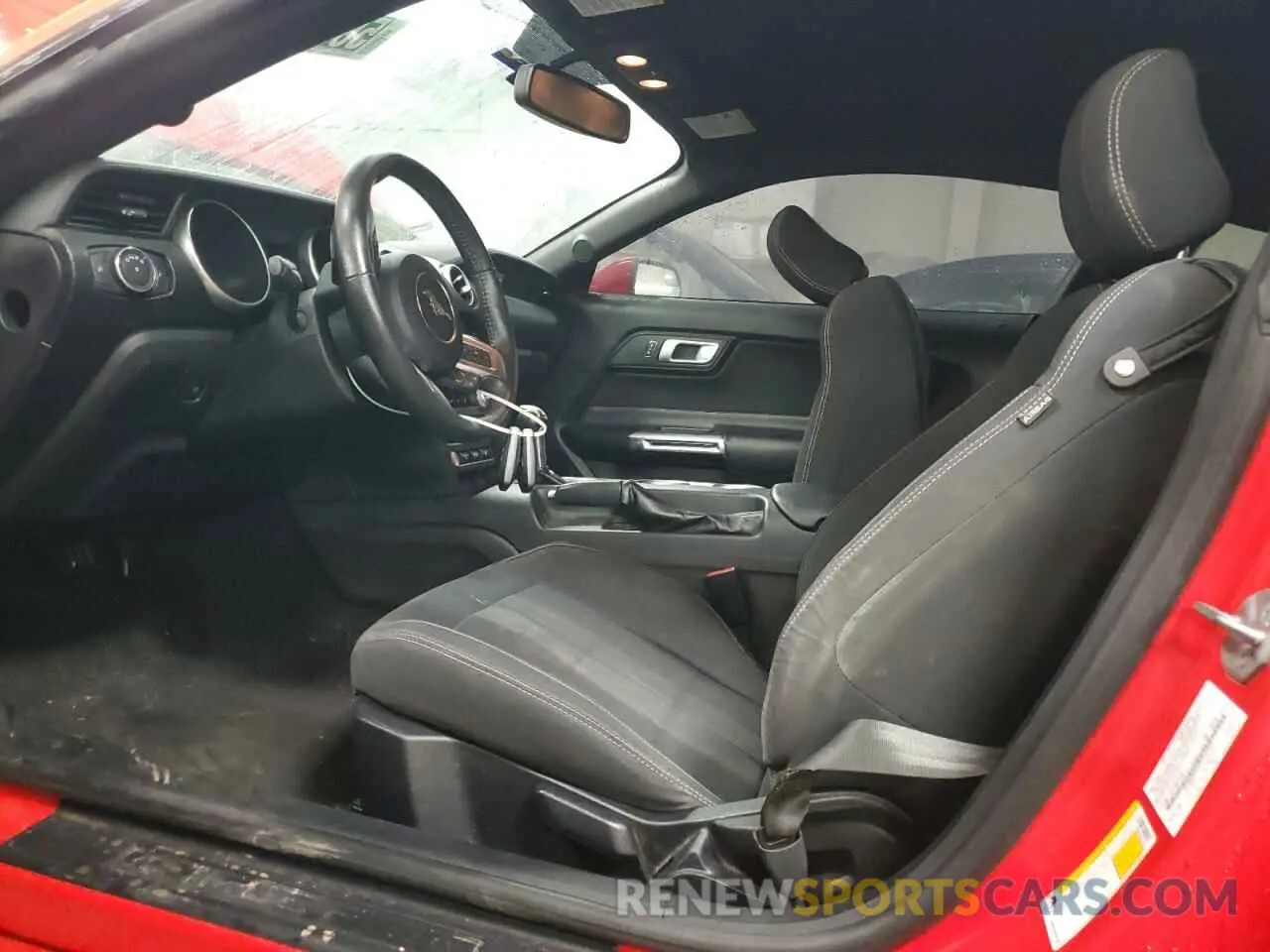 7 Photograph of a damaged car 1FA6P8TH2K5141444 FORD ALL Models 2019