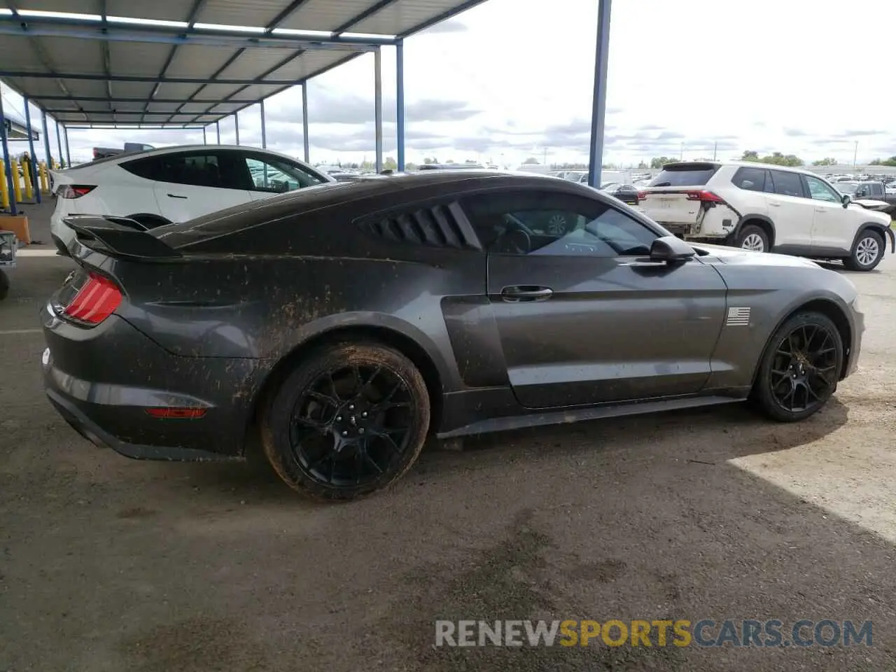 3 Photograph of a damaged car 1FA6P8TH3K5135569 FORD ALL Models 2019