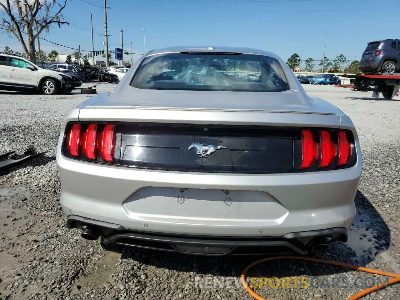6 Photograph of a damaged car 1FA6P8TH3K5142019 FORD ALL Models 2019