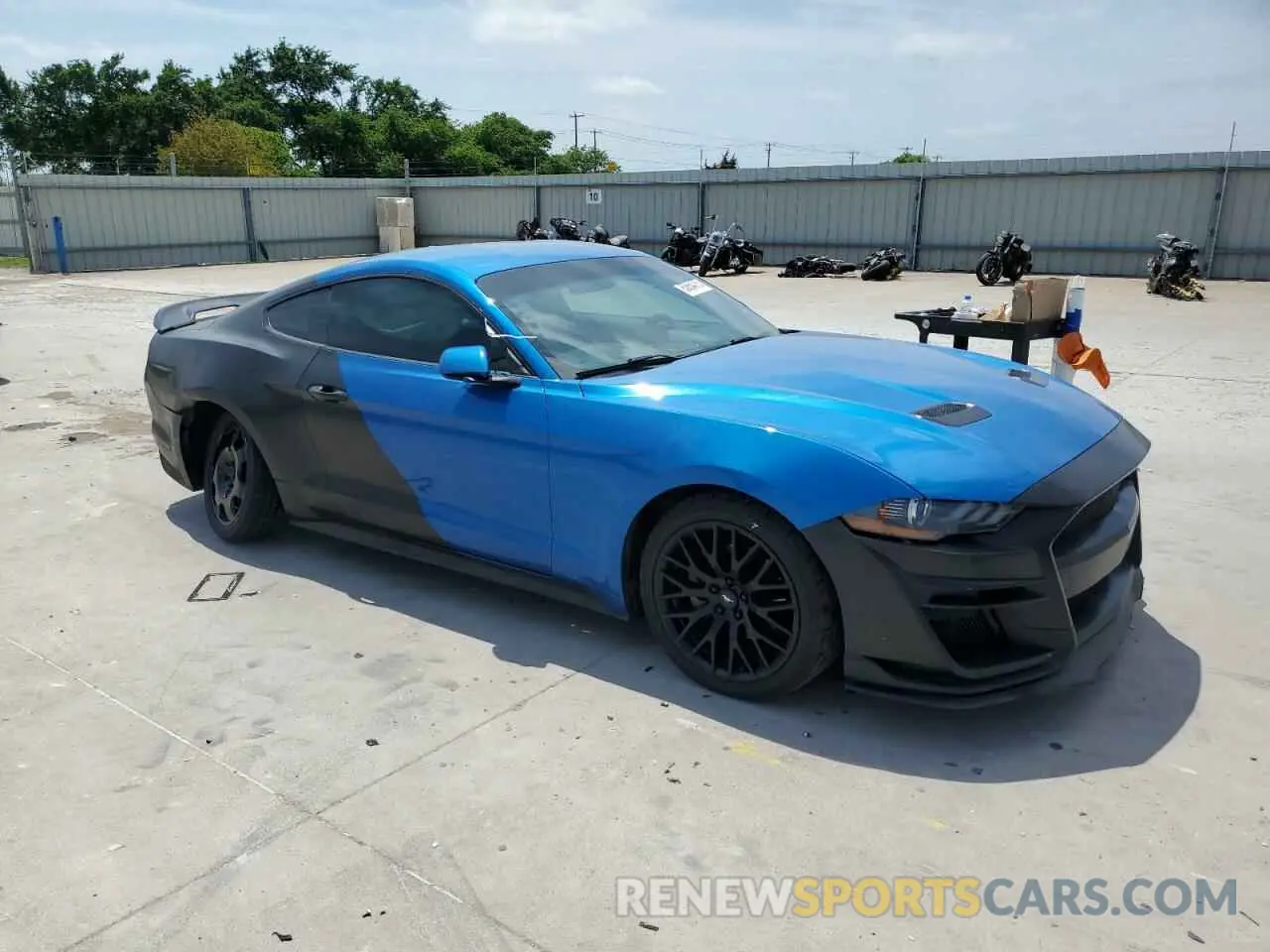 4 Photograph of a damaged car 1FA6P8TH3K5174839 FORD ALL Models 2019